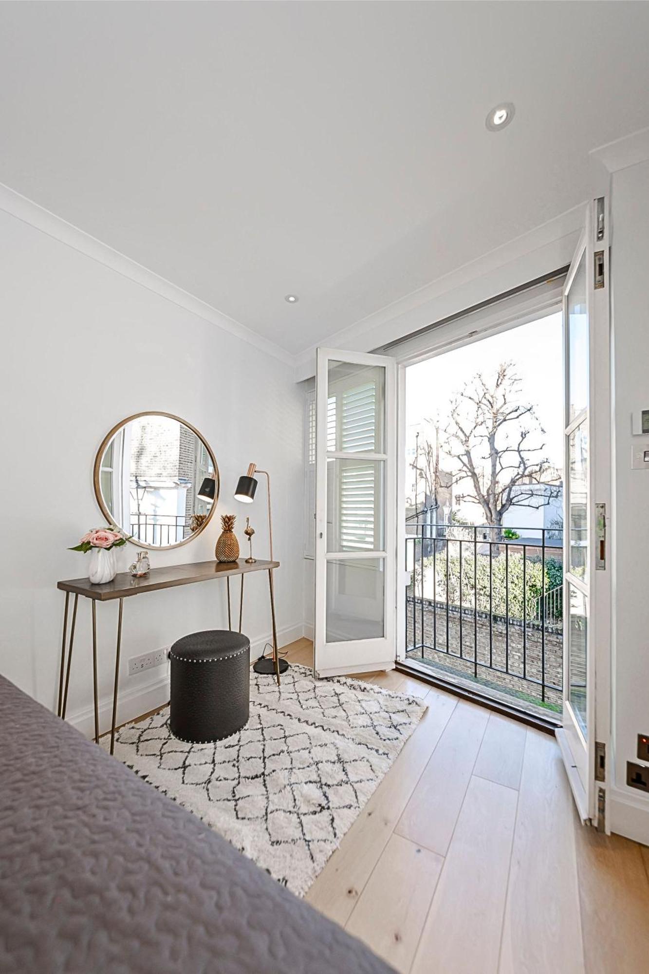 Holiday home Kensington Oasis Central 2br Private House - Near Harrods, Kensington Palace, And Other Attractions London
