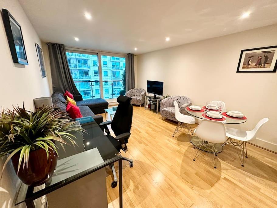 Lejlighed Stunning 2 Bed Thames River View -