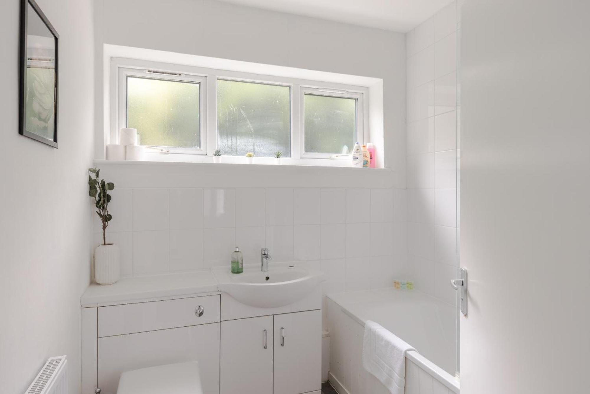 Appartamento Camden 2bd Flat At Rousden Street Londra