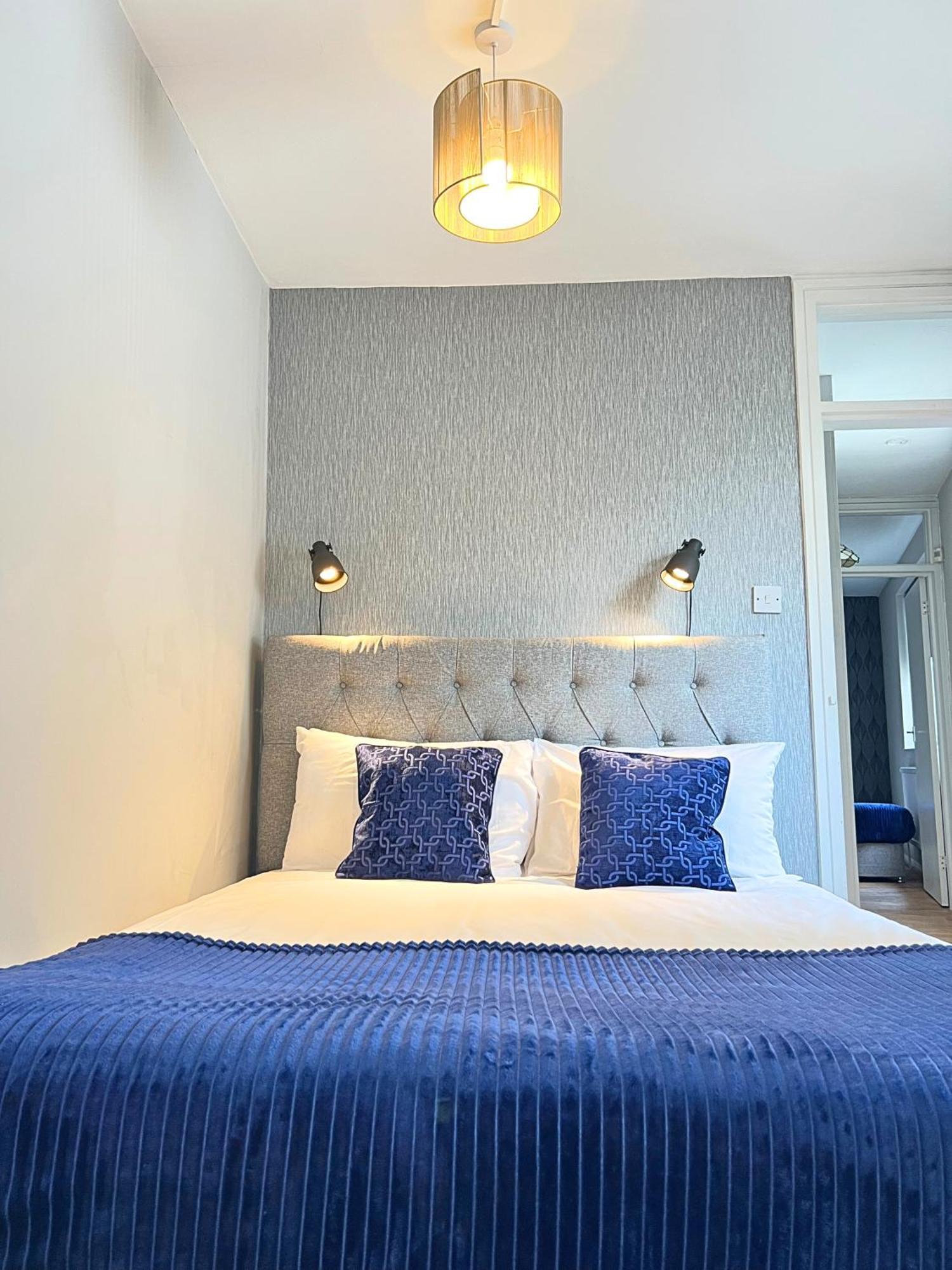 Kensington 2 Bedroom House-big Living Area And Kitchen-harrods-national History Museum-hyde Park-near 2 Underground Lines Ferienhaus London