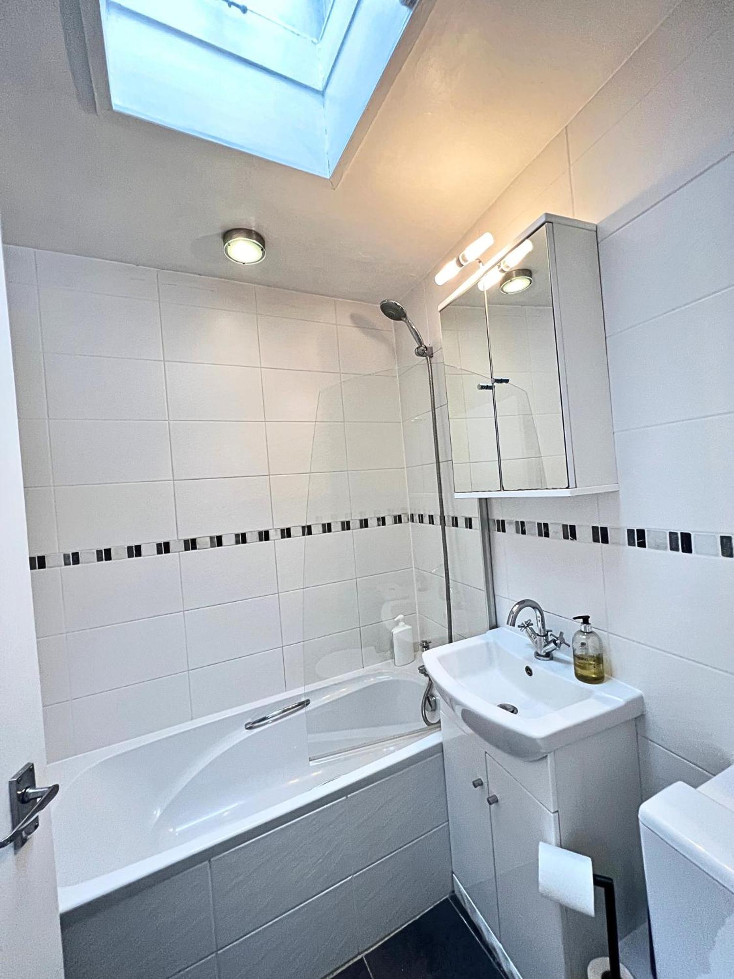 Ferienhaus Kensington 2 Bedroom House-big Living Area And Kitchen-harrods-national History Museum-hyde Park-near 2 Underground Lines