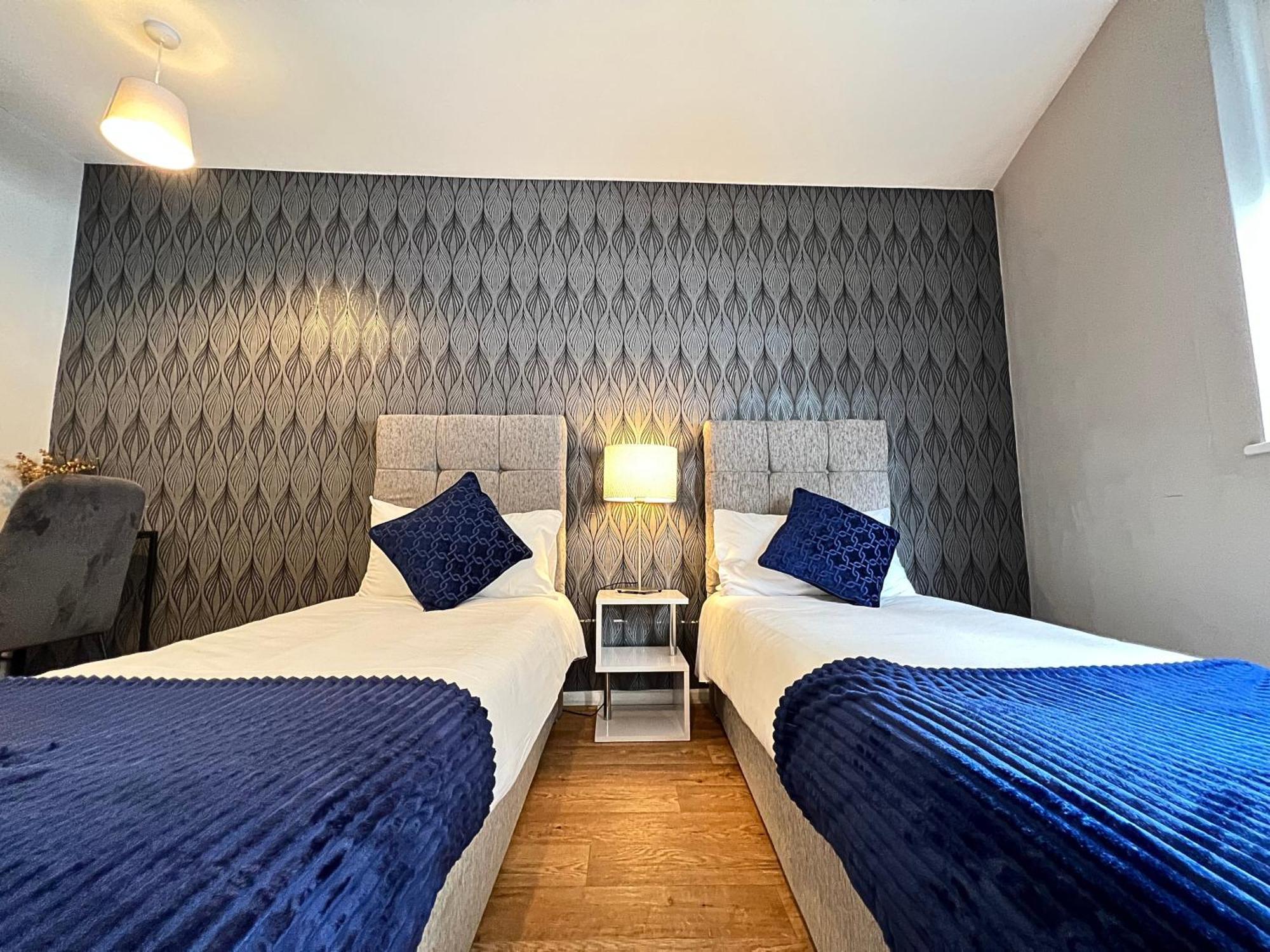 Kensington 2 Bedroom House-big Living Area And Kitchen-harrods-national History Museum-hyde Park-near 2 Underground Lines Ferienhaus London