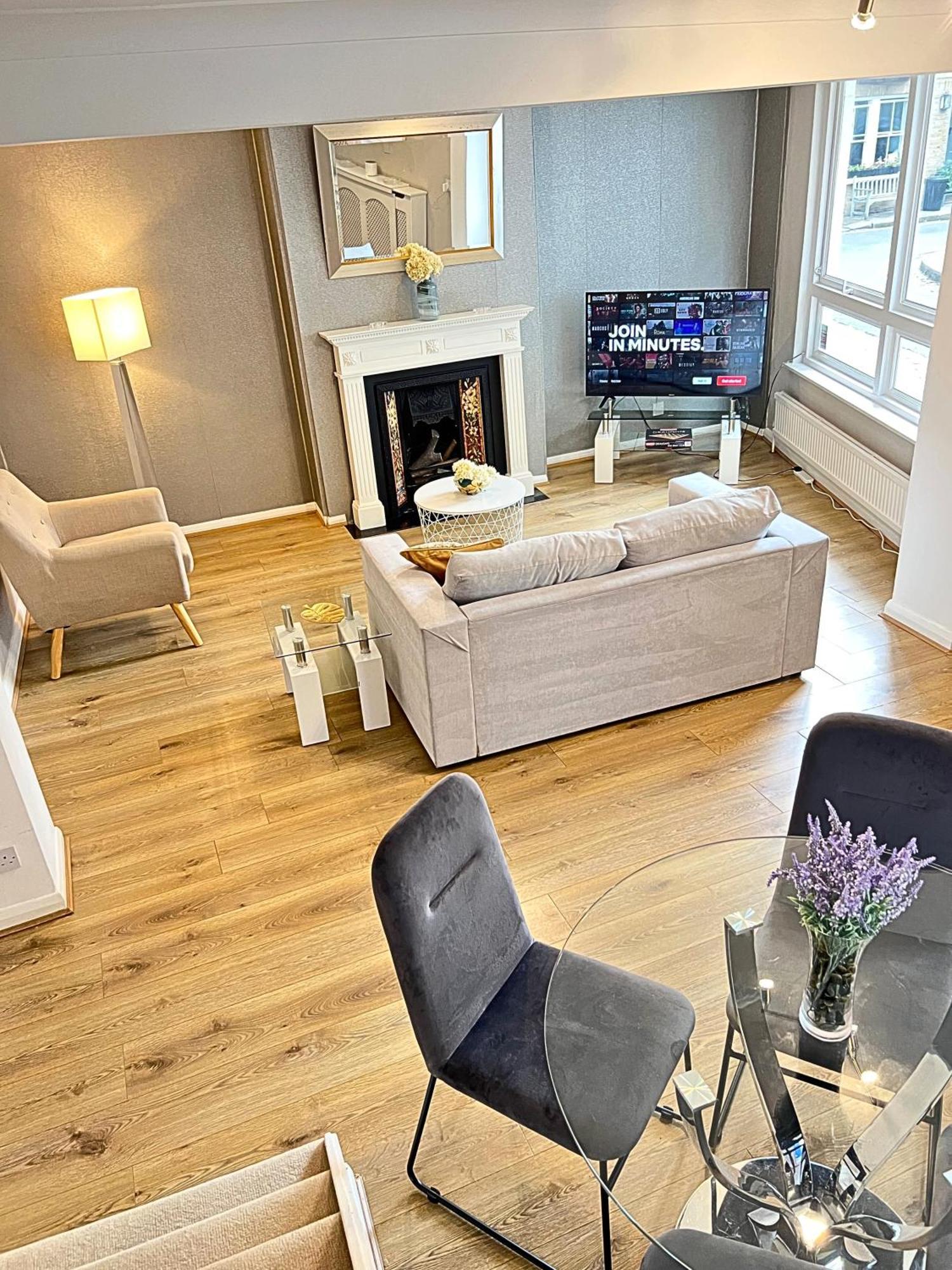 Kensington 2 Bedroom House-big Living Area And Kitchen-harrods-national History Museum-hyde Park-near 2 Underground Lines Ferienhaus