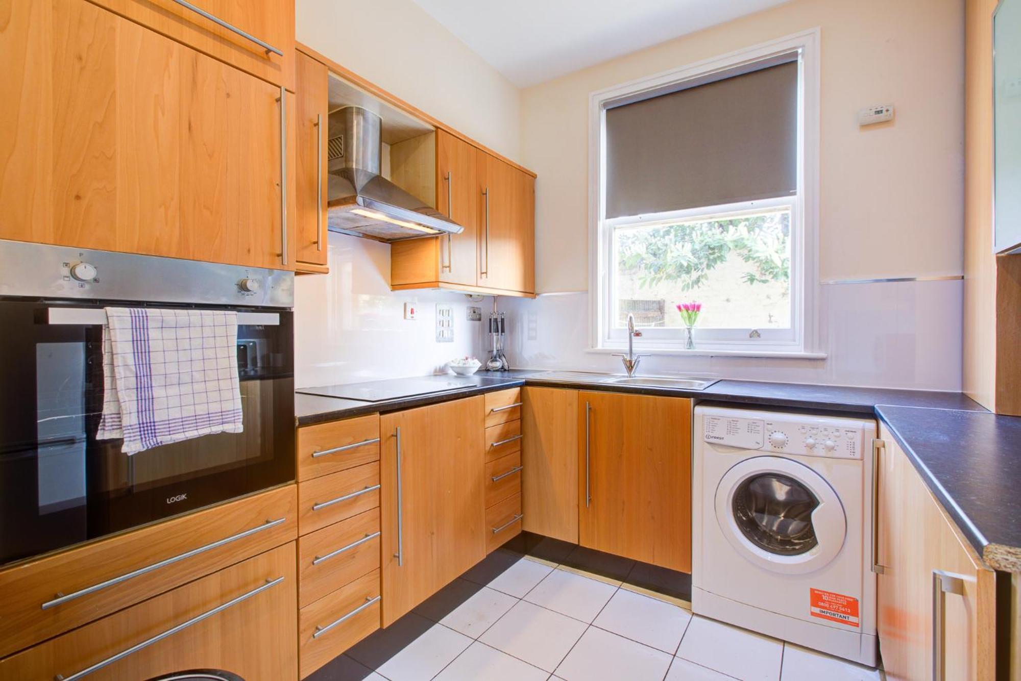 Ferienhaus Stunning 4 Bedroom House London