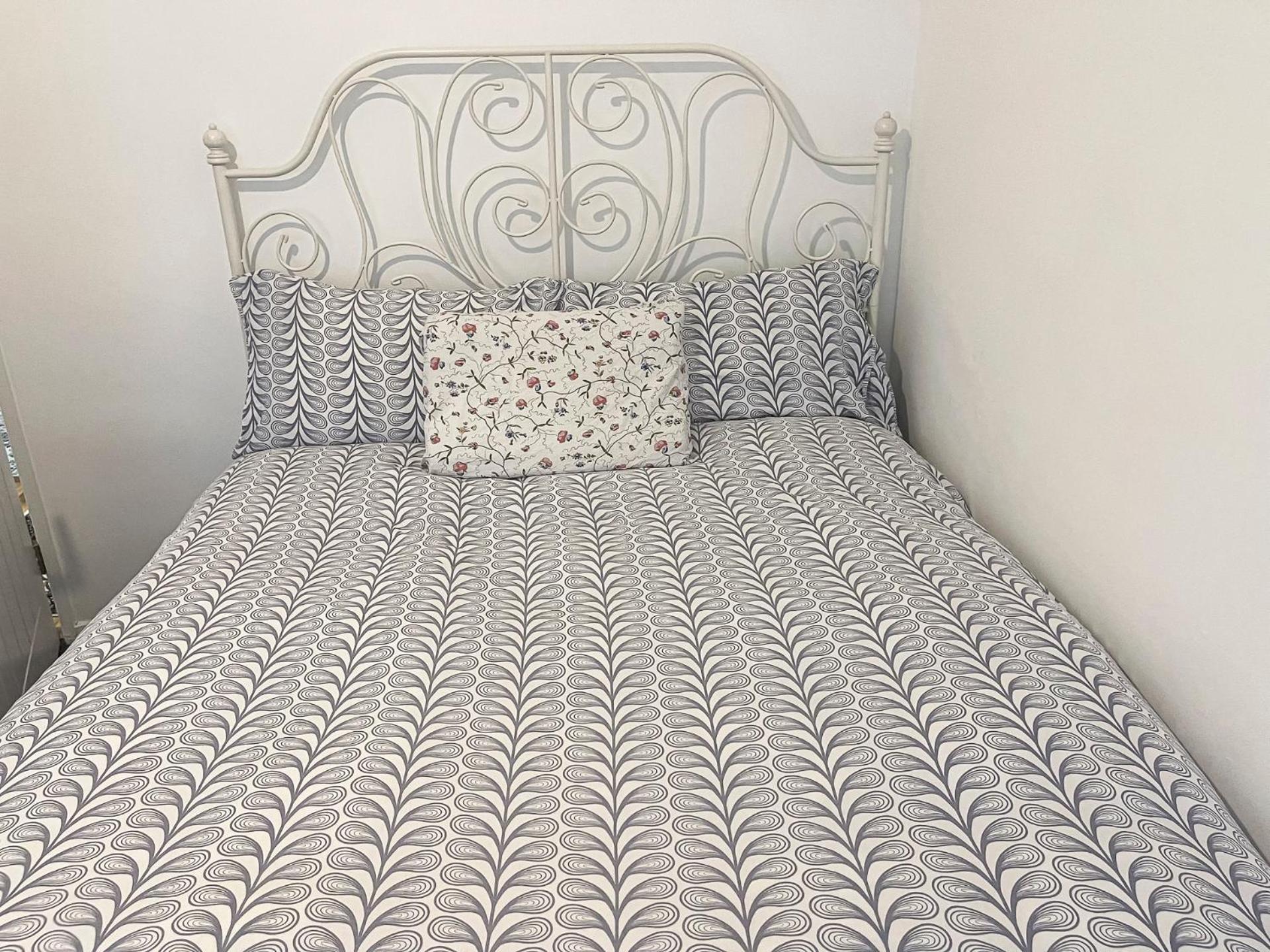 Centrally Located Comfortable In * London