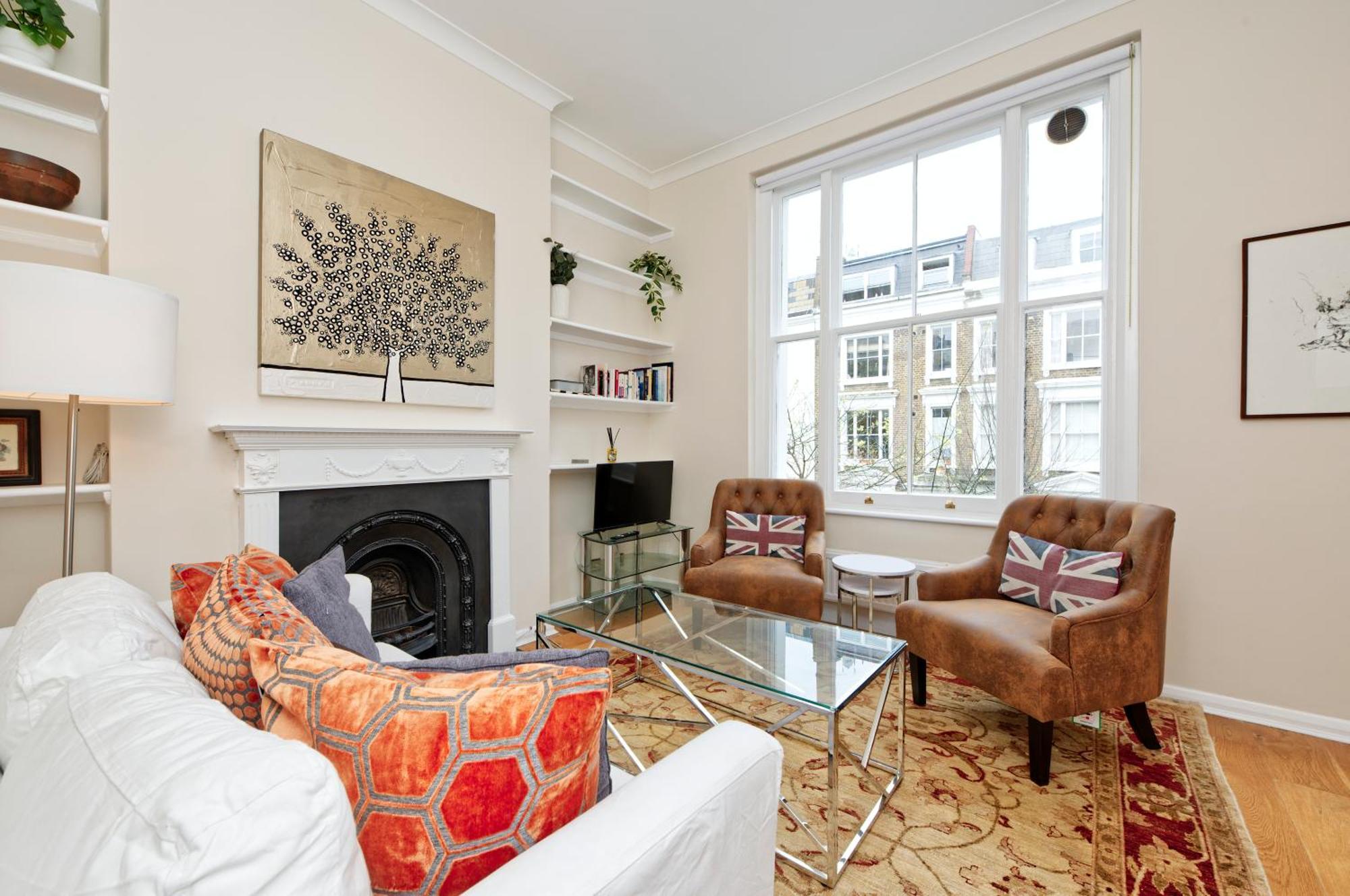 Elegant Earl's Court Flat By Underthedoormat Apartment *