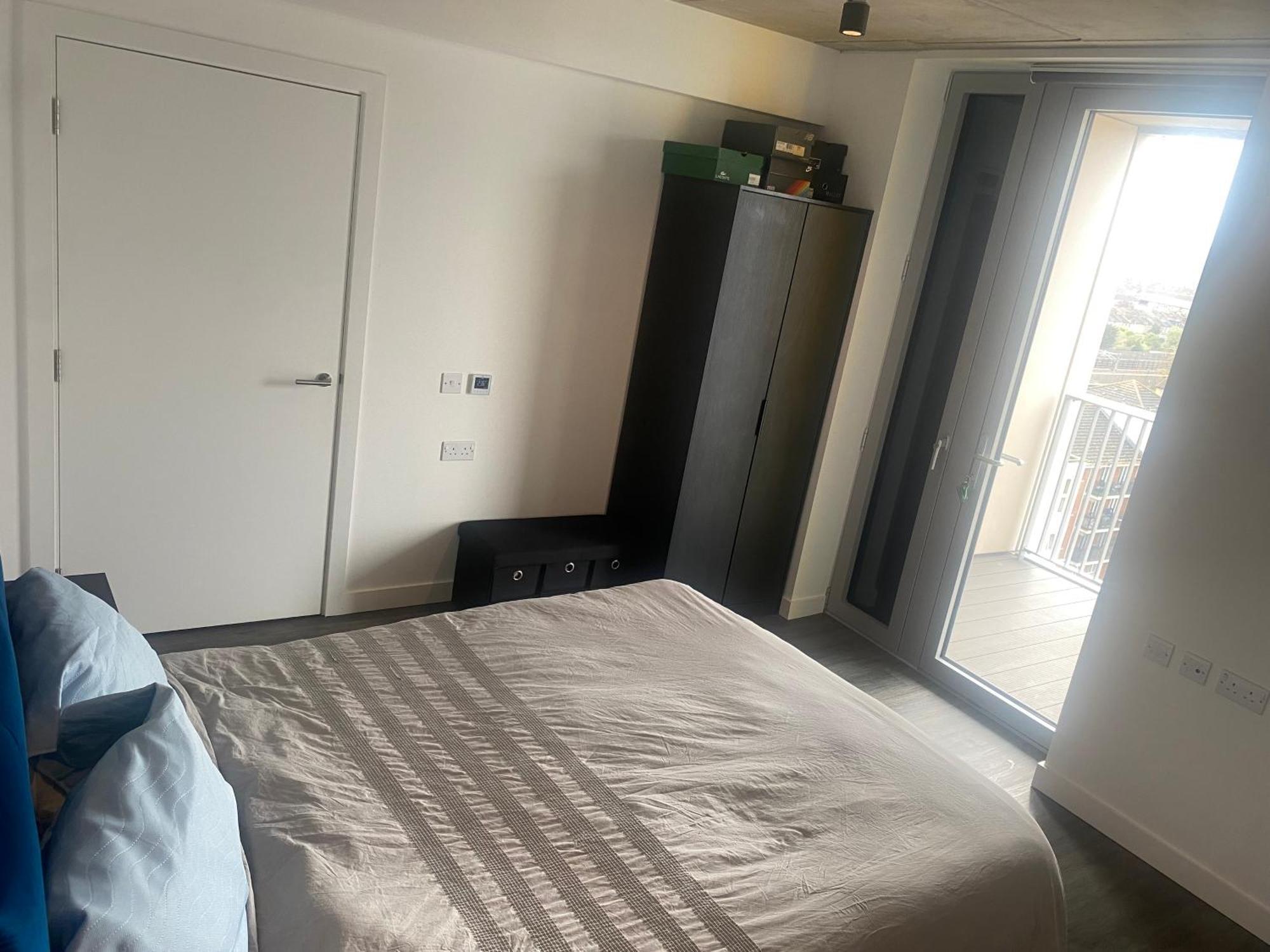 Modern, Bright And Convenient London