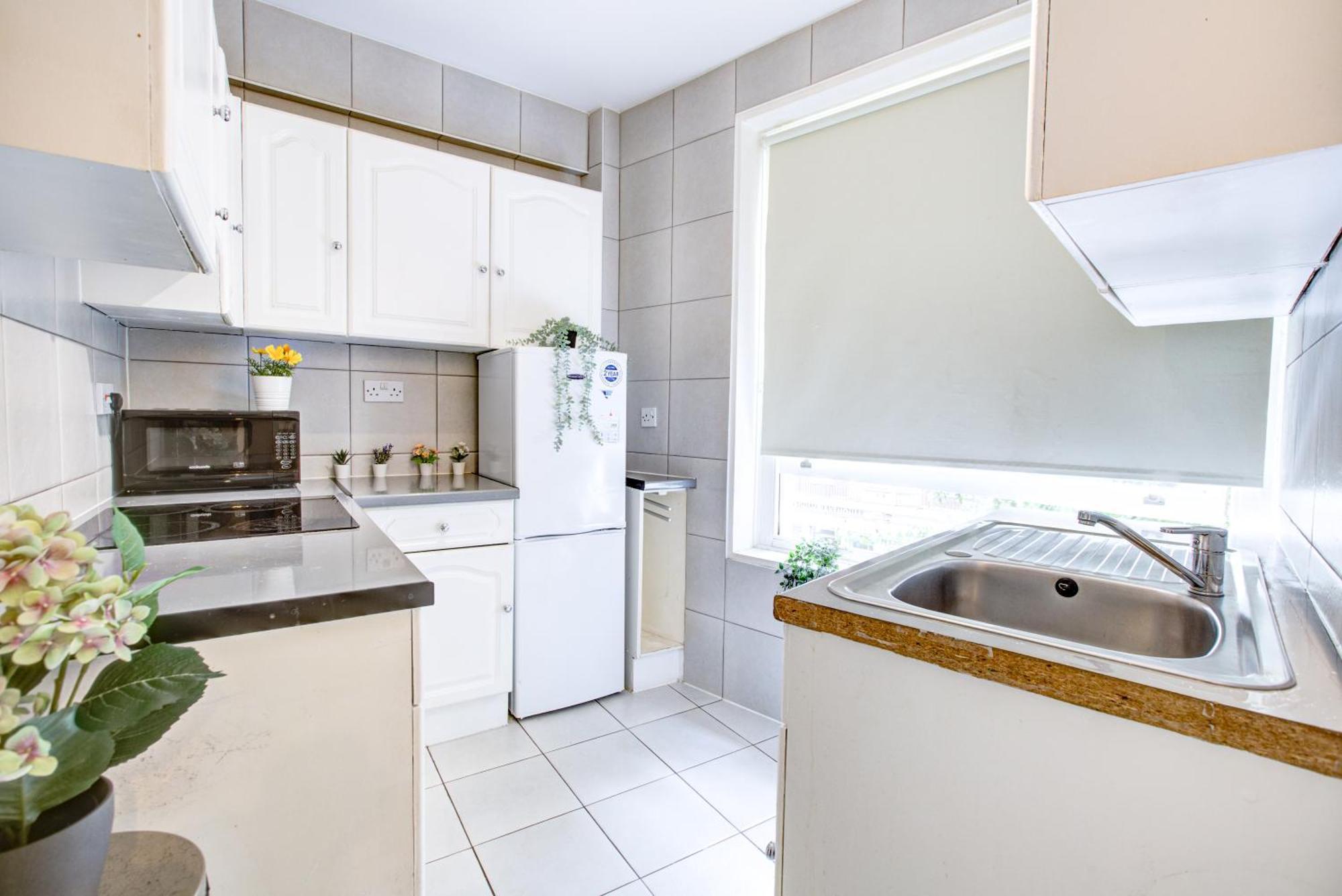 Lovely 2- Bedroom In Appartamento Londra