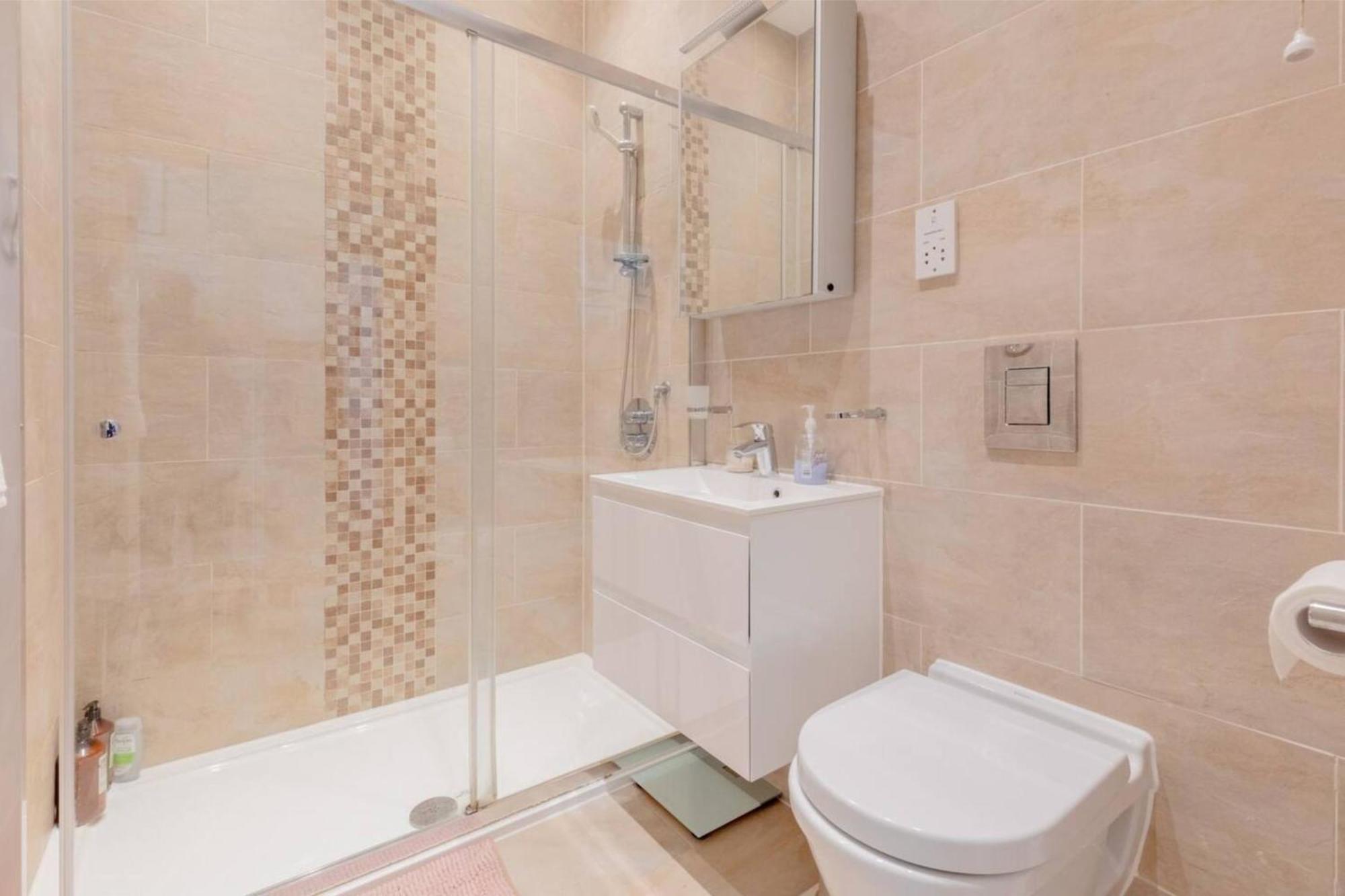 Apartment Stylish Bohemian 2bd Flat Mile End Park! *