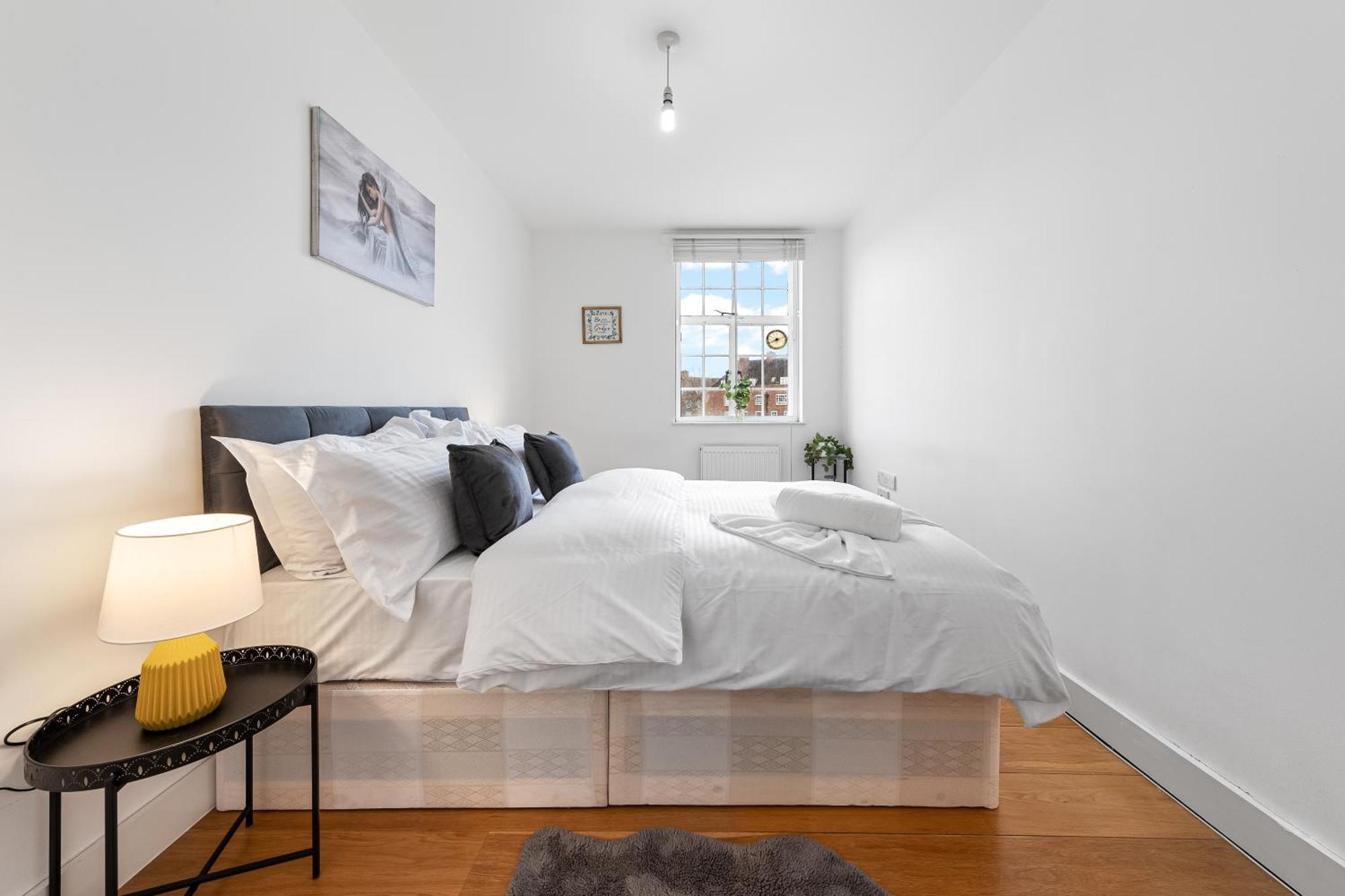 Apartment Modern Flat In Stockwell, 10 Mins From Oxford Circus *