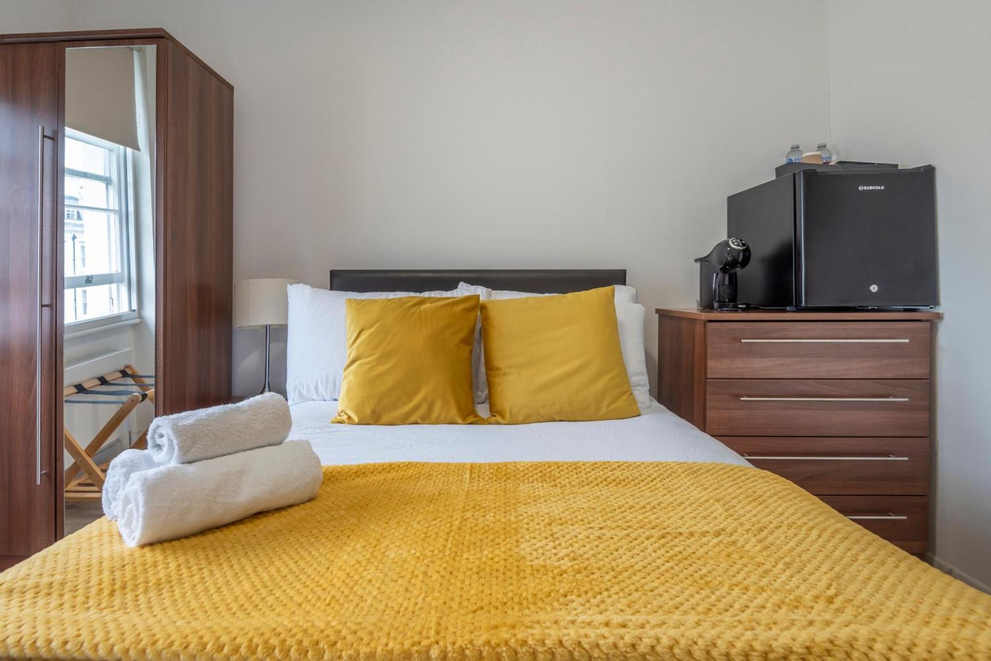Double In Notting Hill, Private Minibar & Coffee Privat bolig *