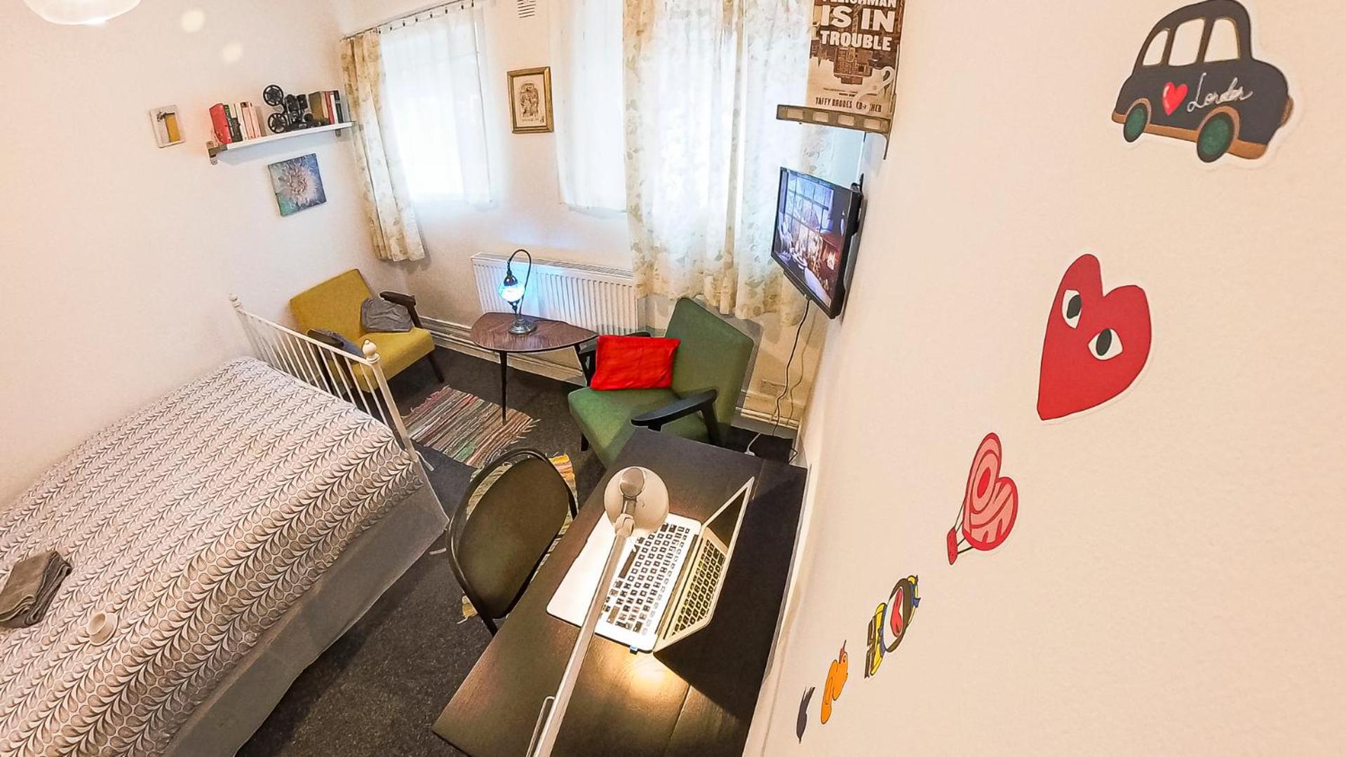 Rum i privatbostad Centrally Located Comfortable In *
