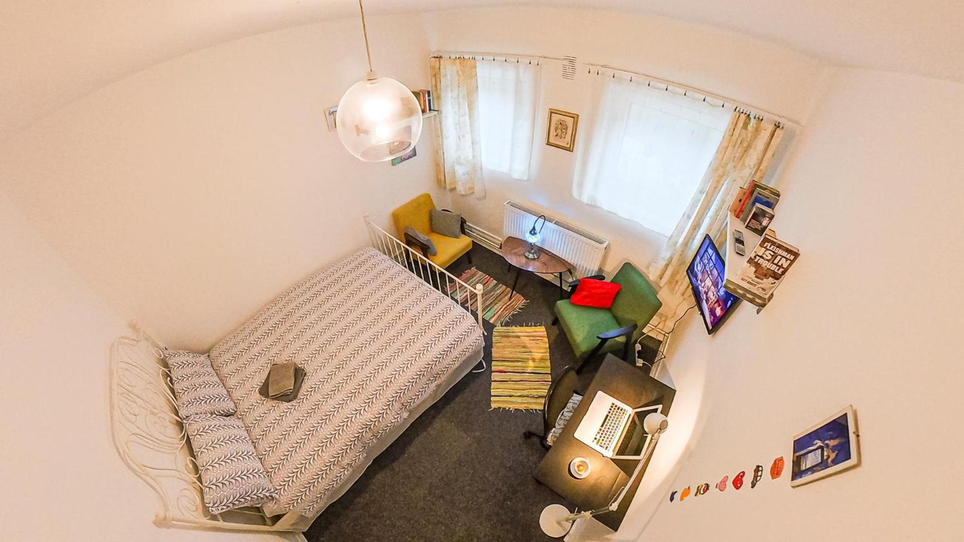 Centrally Located Comfortable In London