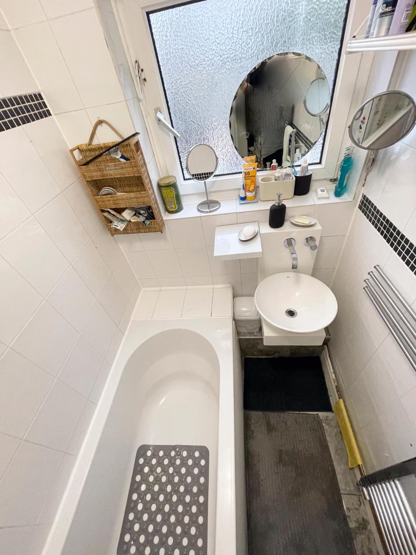 Centrally Located Comfortable In * London