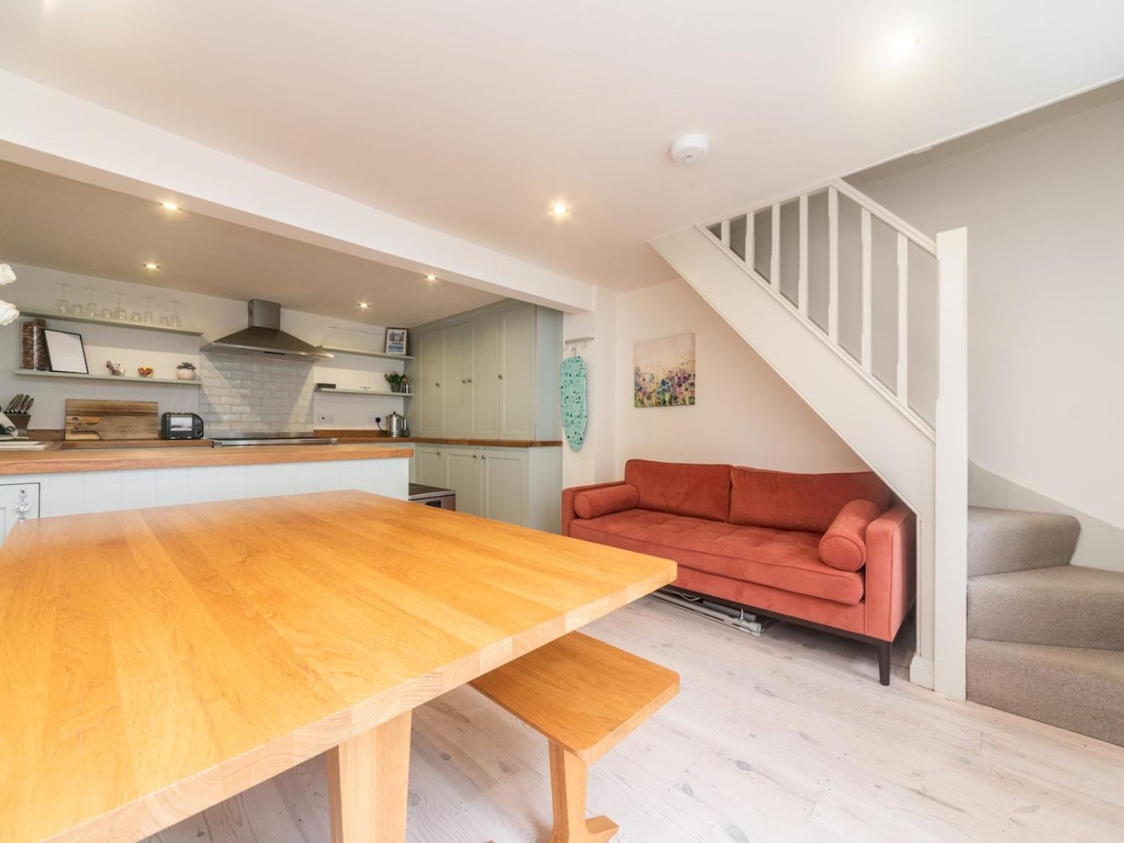 Unique House In A Picturesque Greenwich Street Pass The Keys * London