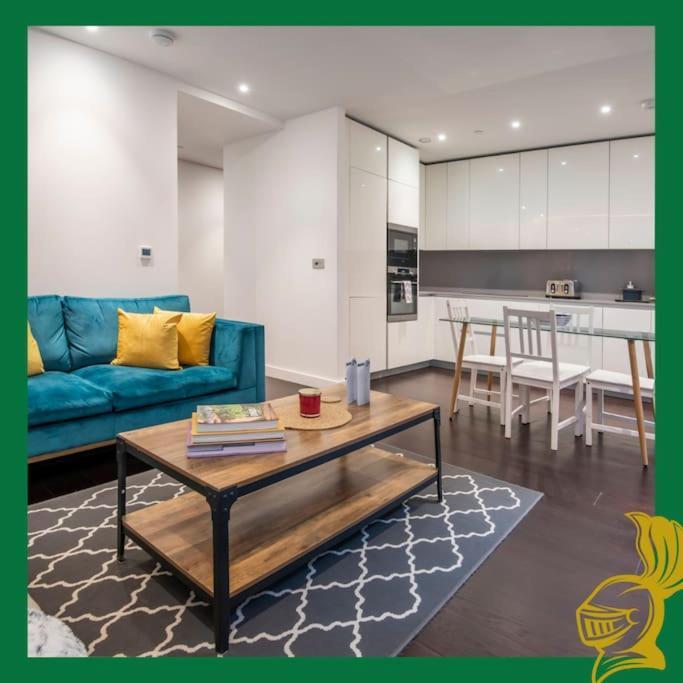 Lejlighed The Embassy Two Bedrooms Devereux Residences London