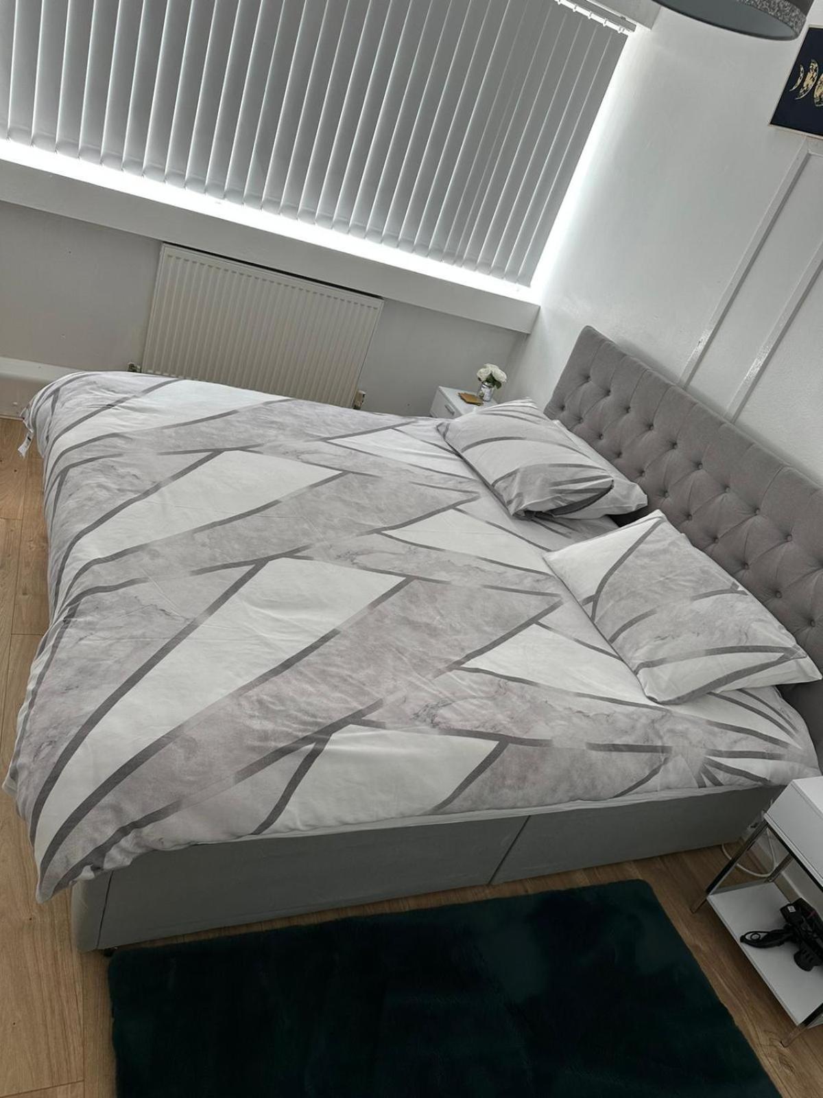 Apartment Cosy 2 Bedroom In South West