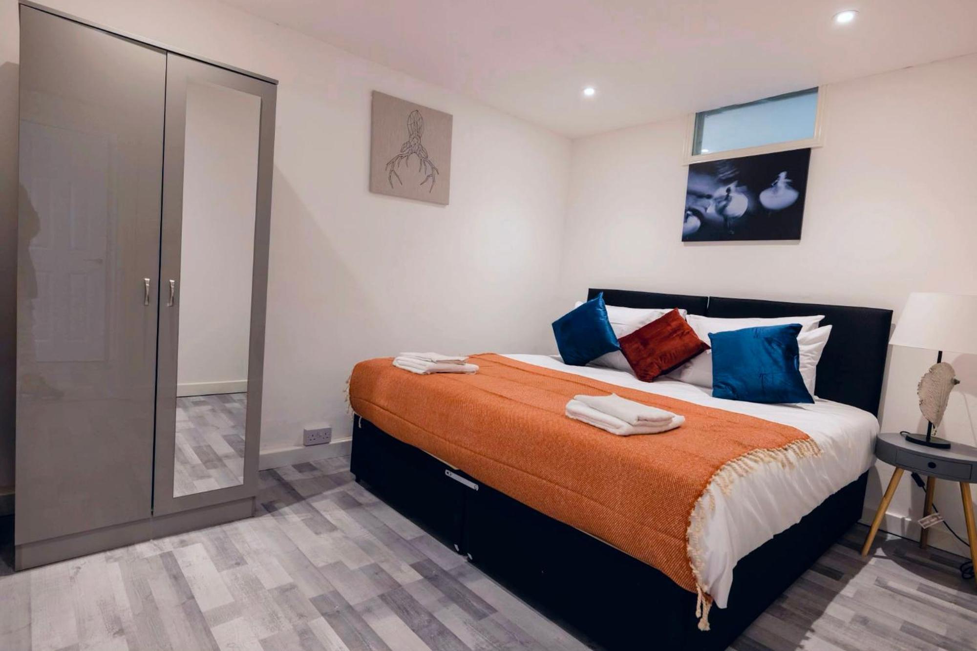 3 Bedroomflat-free Parking-wifi-parking-8people * Londra