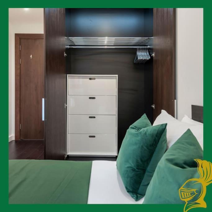Lejlighed The Embassy Two Bedrooms Devereux Residences