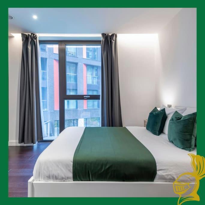 The Embassy Two Bedrooms Devereux Residences Lejlighed