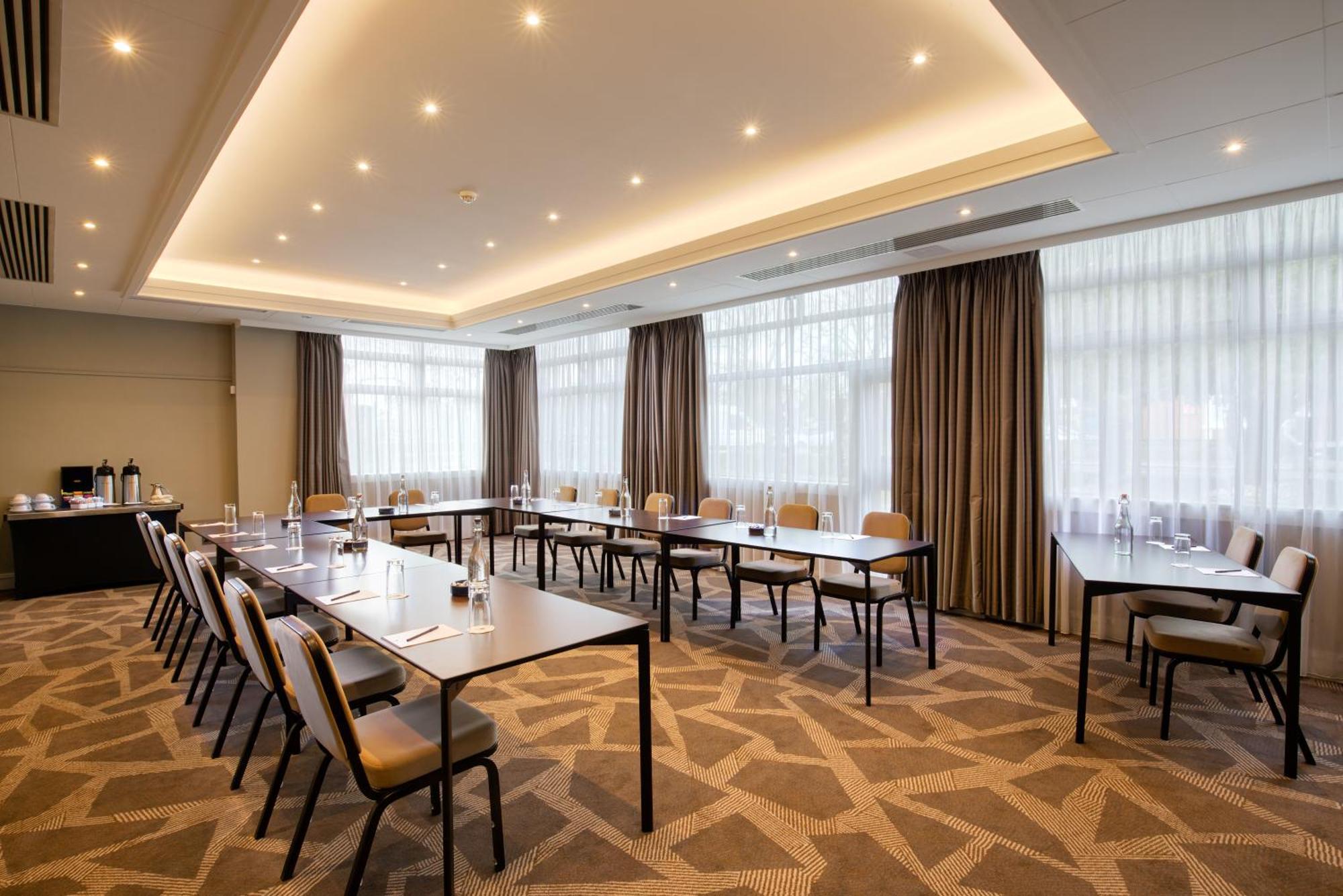 Hotel Doubletree By Hilton Ealing Londen