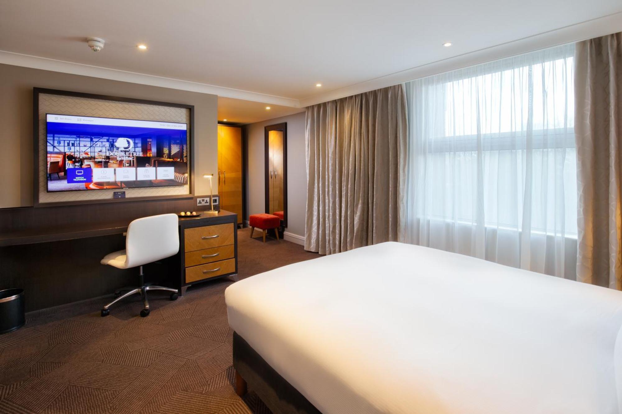 Hotel Doubletree By Hilton Ealing 4*