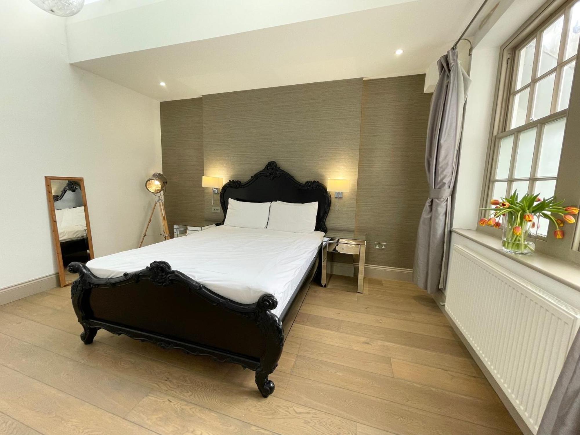 Luxury In Westminster Apartment *