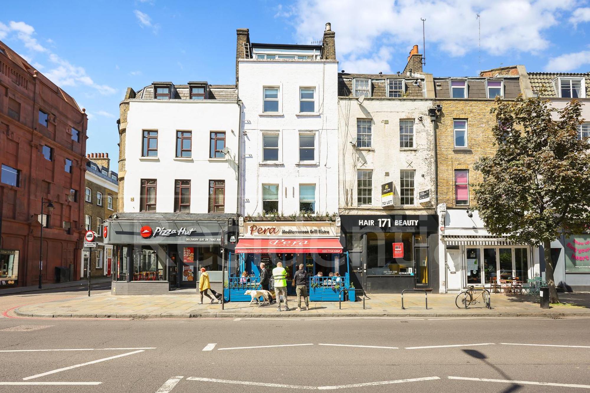 Modernised 1 And 2 Bedrooms Option Terrace And Balcony High Street London