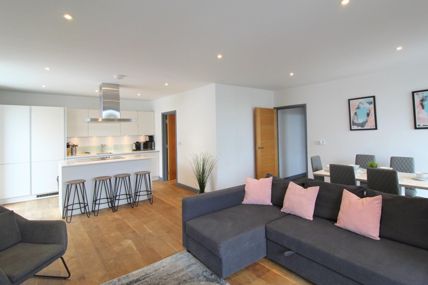 Canning Town By Viridian * Londra