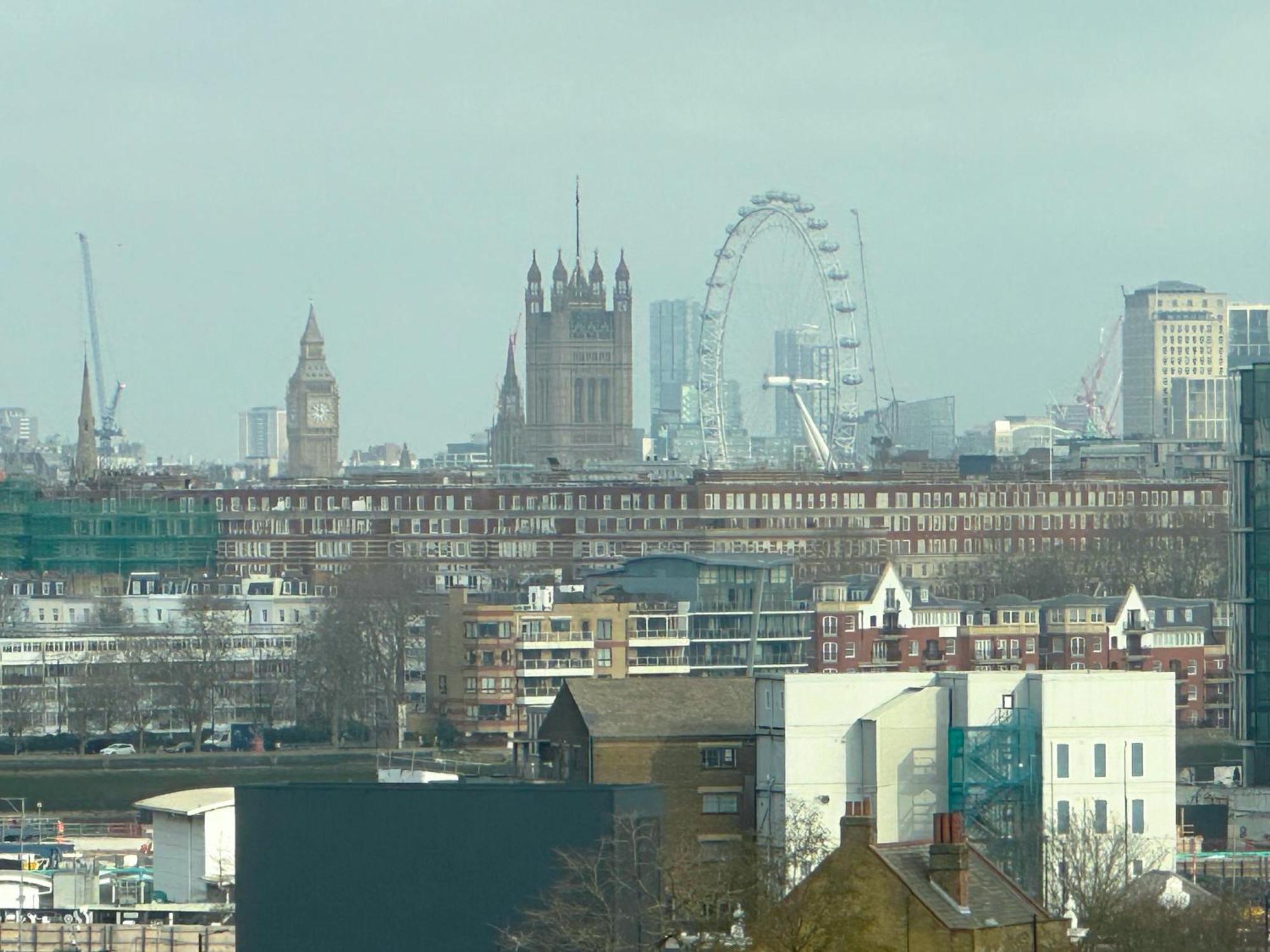 3 Bedroom Penthouse With Private Terrace, Battersea, Nine Elms Lejlighed *