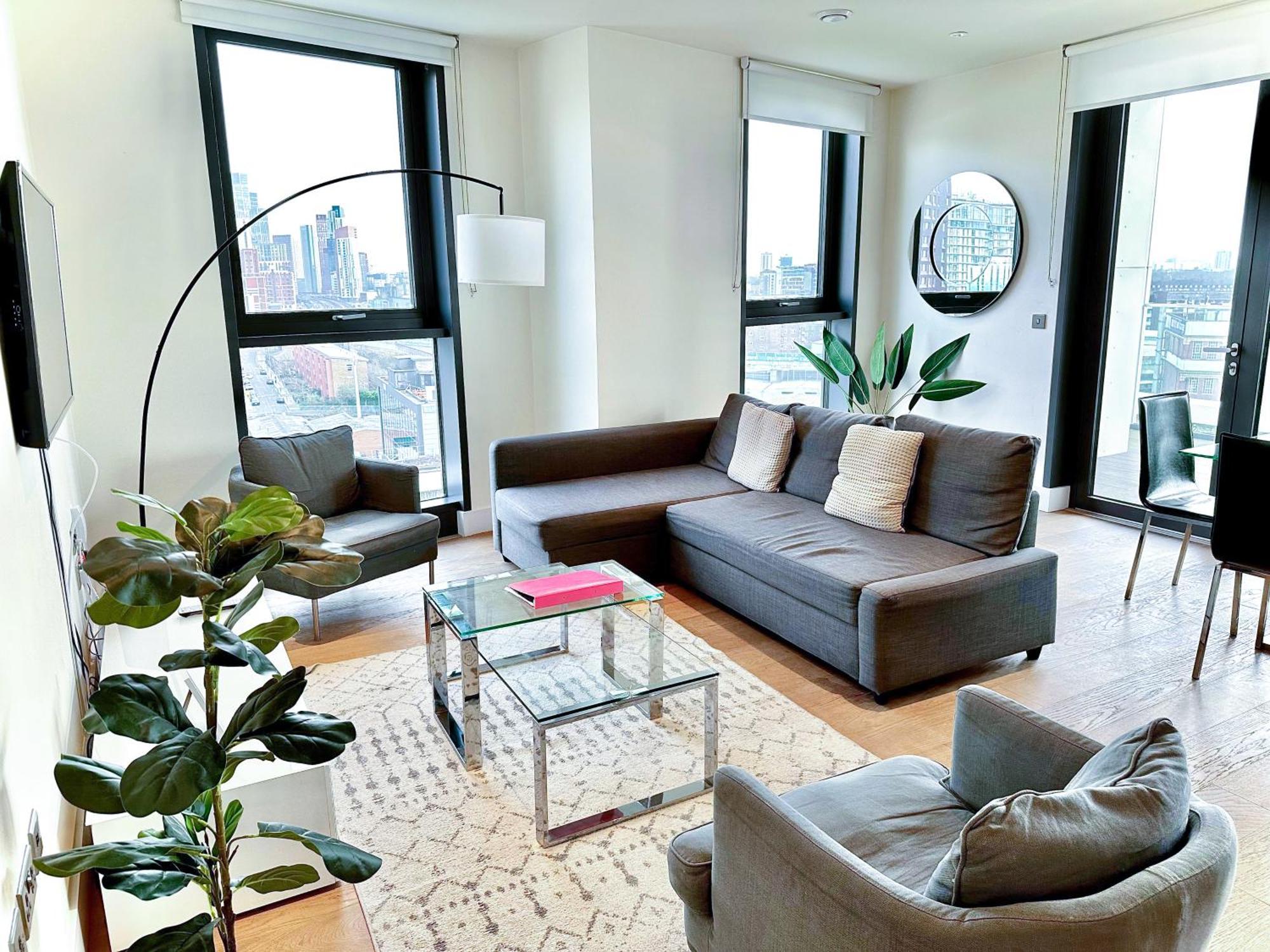 Lejlighed 3 Bedroom Penthouse With Private Terrace, Battersea, Nine Elms *