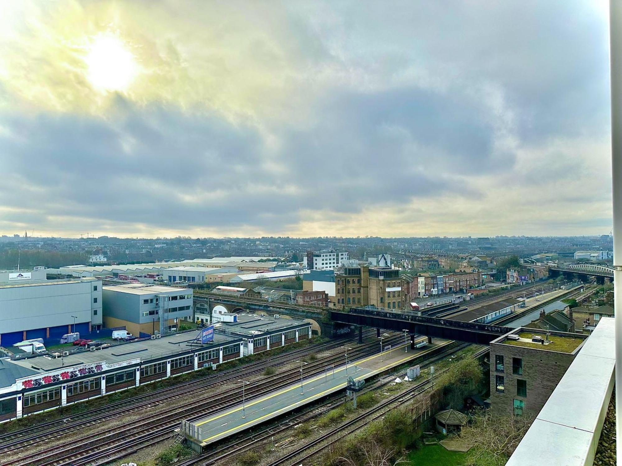 3 Bedroom Penthouse With Private Terrace, Battersea, Nine Elms Lejlighed