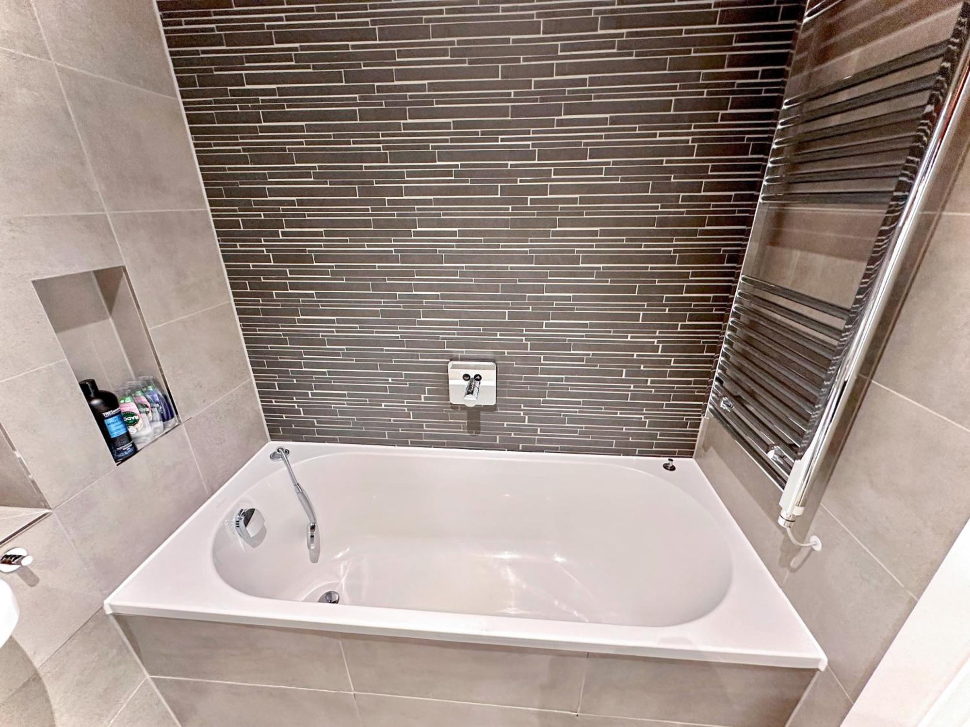3 Bedroom Penthouse With Private Terrace, Battersea, Nine Elms Lejlighed *