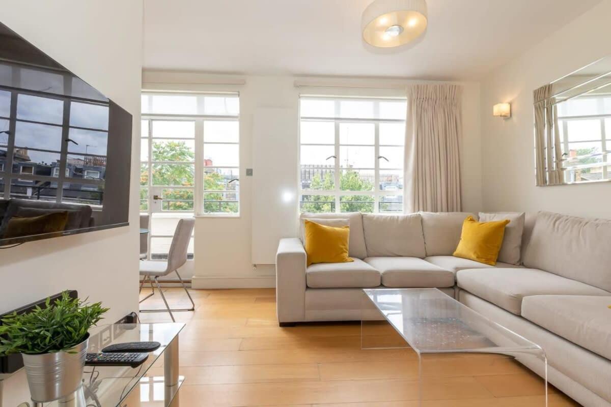 Bright & Spacious Floor In Chelsea Appartamento