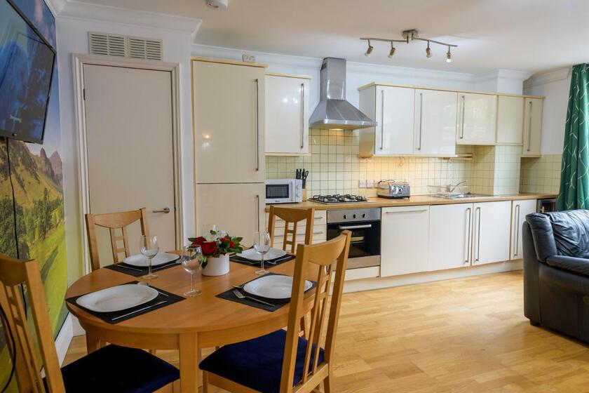 Lägenhet Spectacular 3 Bed In Blackheath *