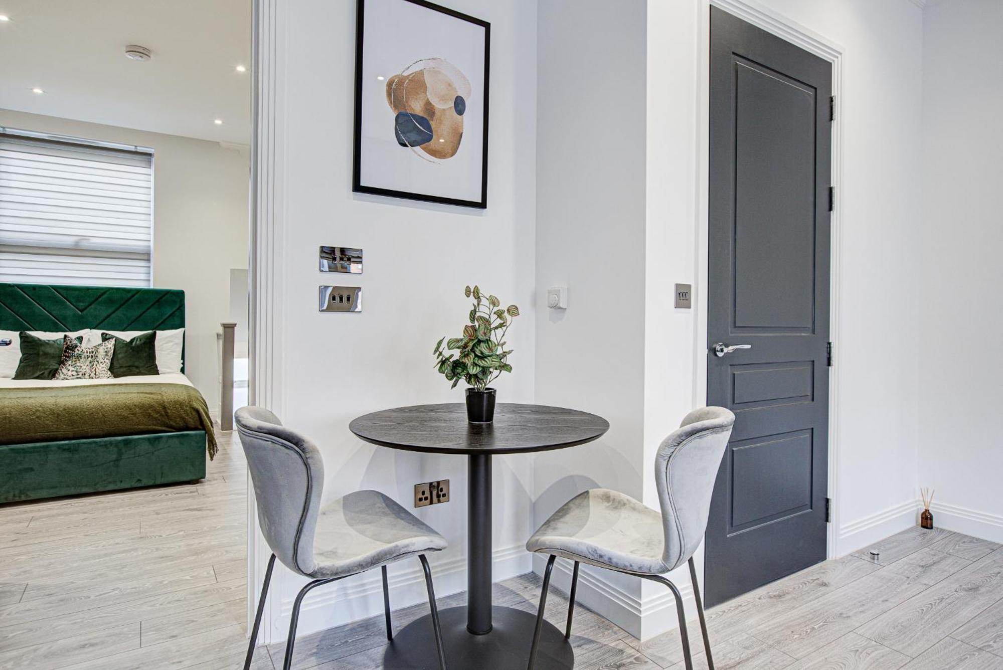 Hybrid Resi - Fulham Near Chelsea And Putney Appartement Londen