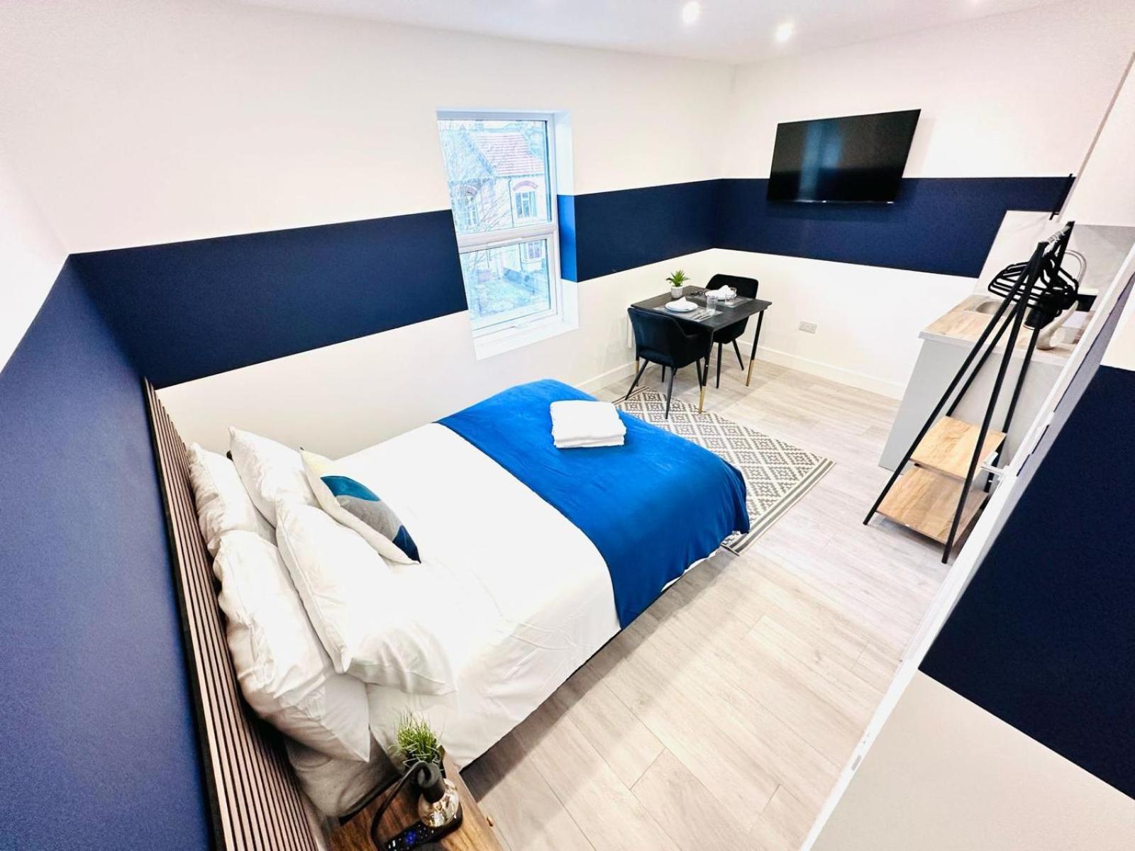 58 Blue House Center Studio, Spot Maison d'hôtes Londres