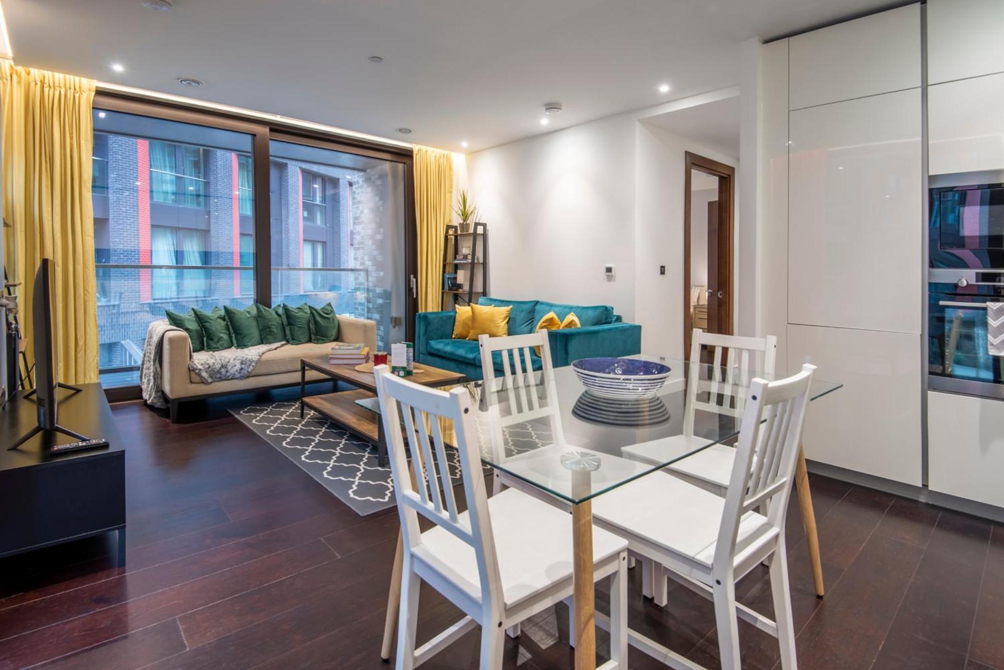 The Embassy Two Bedrooms Devereux Residences Lejlighed