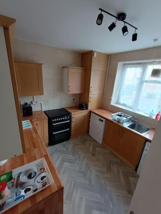 Lägenhet Spacious 3 Bed Flat Opp Springfield Park, Hackney. London