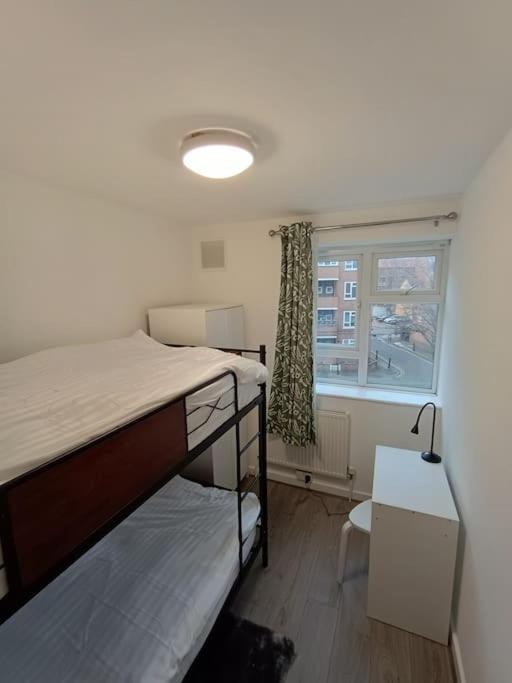 Lägenhet Spacious 3 Bed Flat Opp Springfield Park, Hackney. *