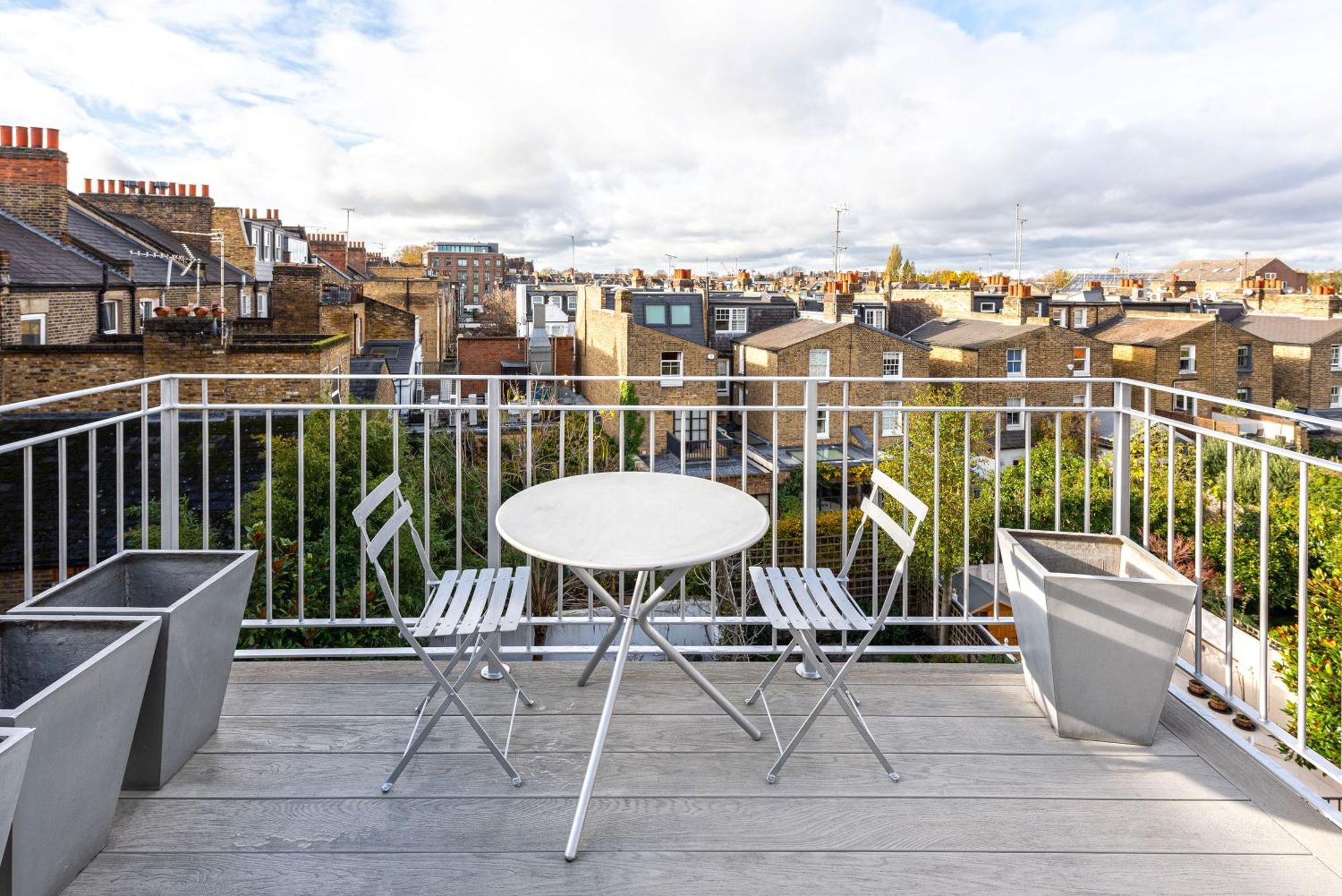 Ivy Parson's Pro-managed Apartment