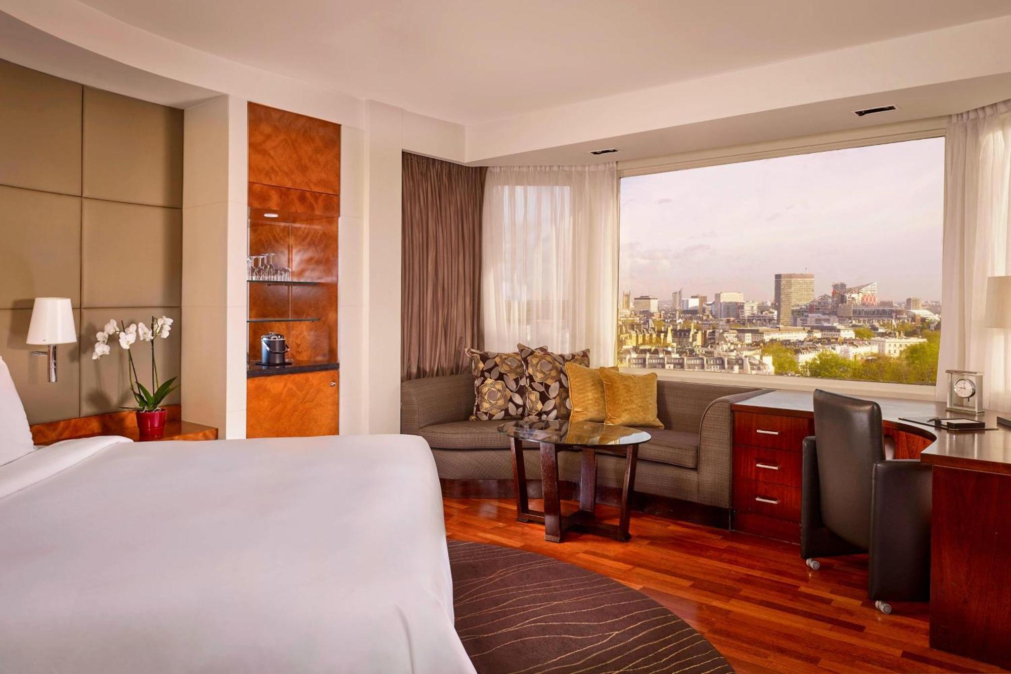 The Park Tower Knightsbridge, A Luxury Collection Hotel, Hotell London