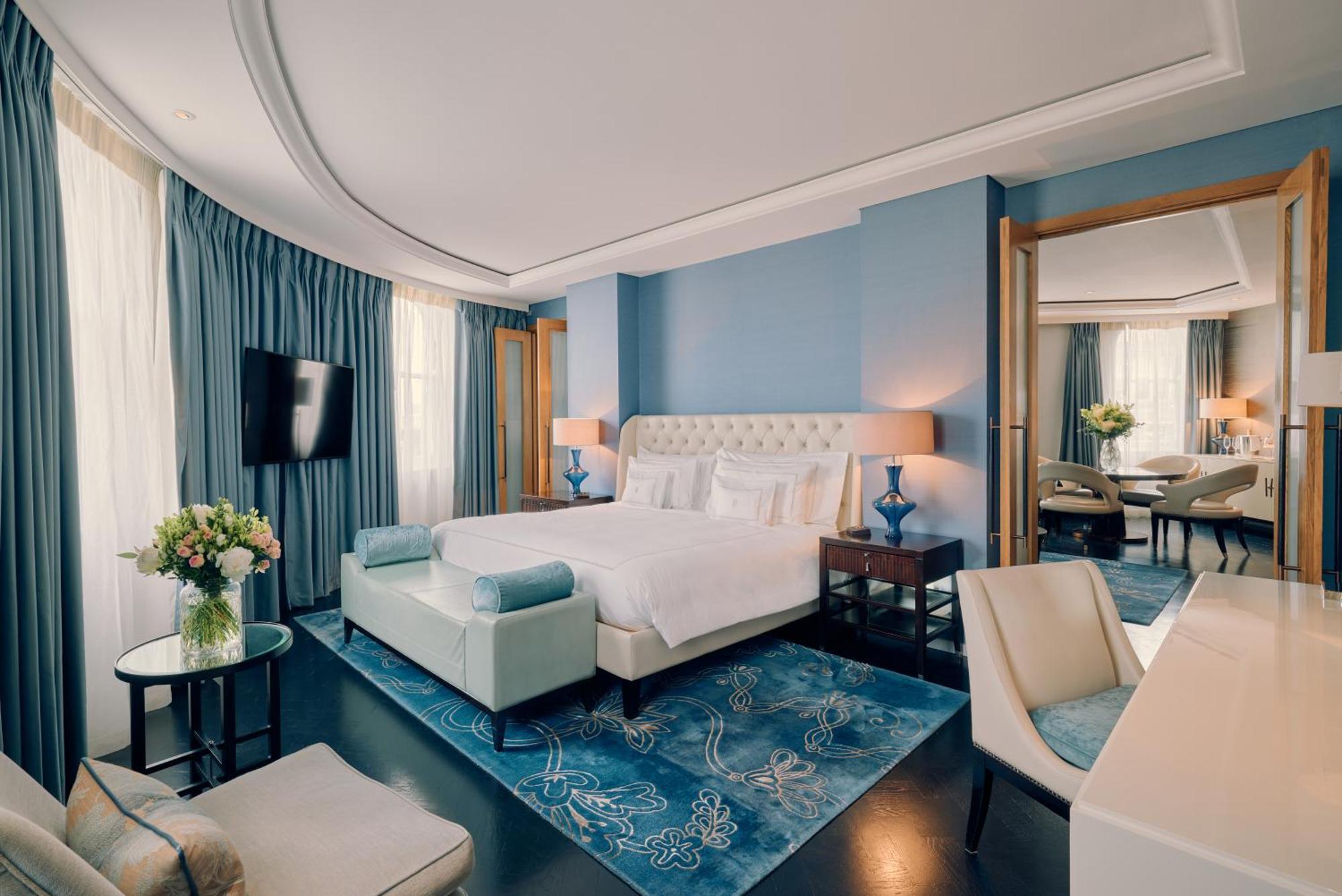 Hotel Corinthia London