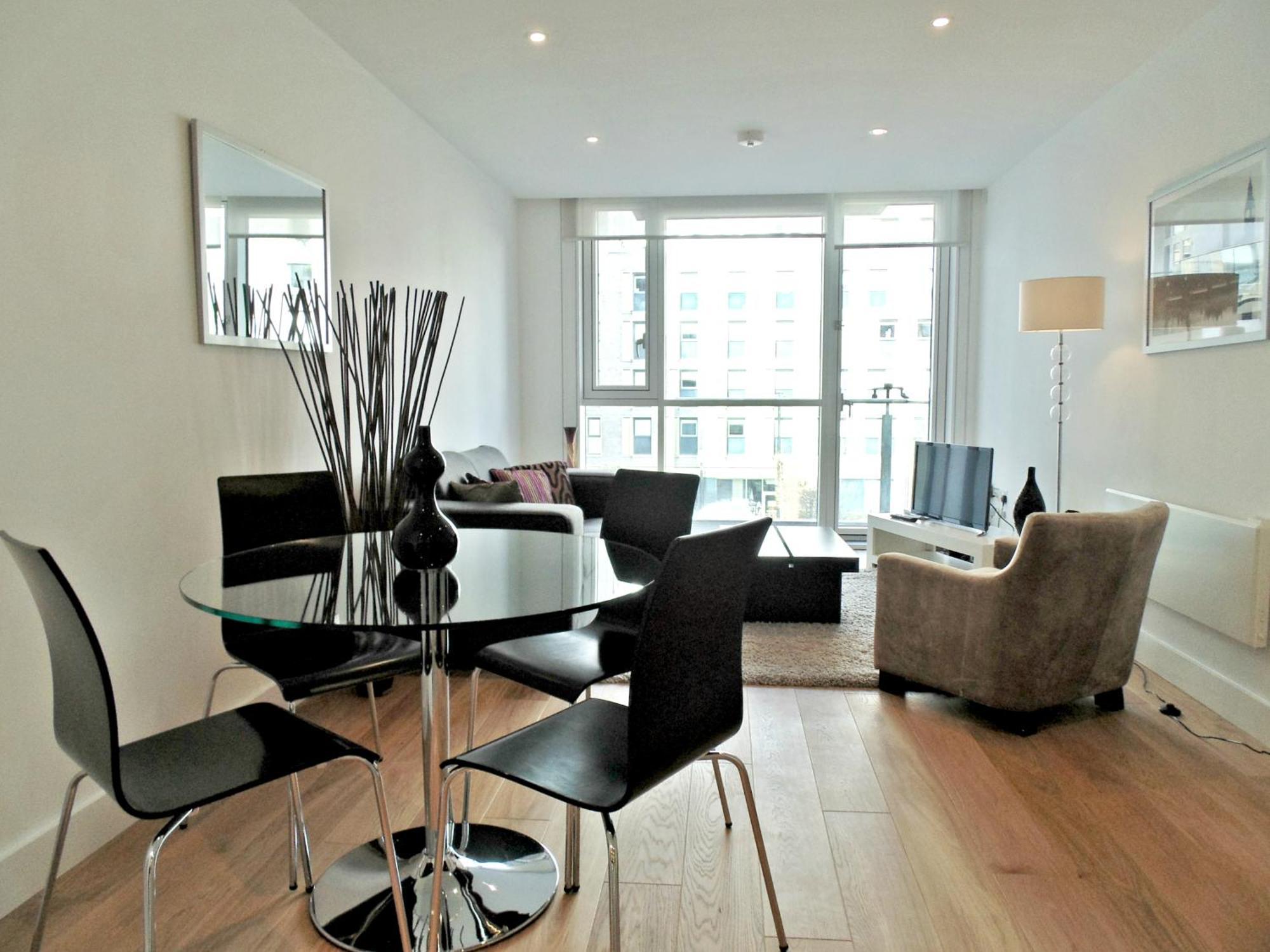 Tower Hill Serviced Apartment *