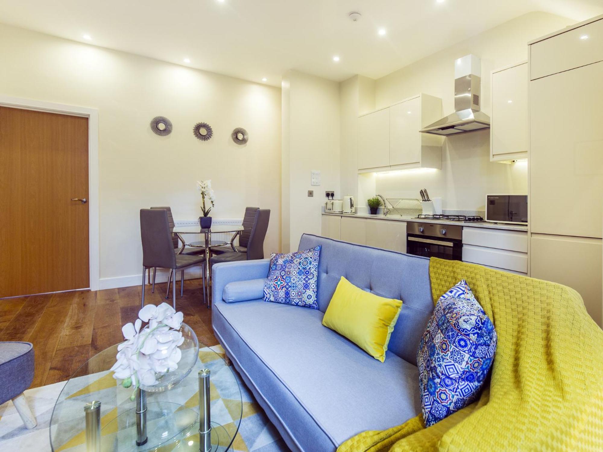 Ealing Queen Of The Suburbs One Bedroom Pass The Keys Apartment