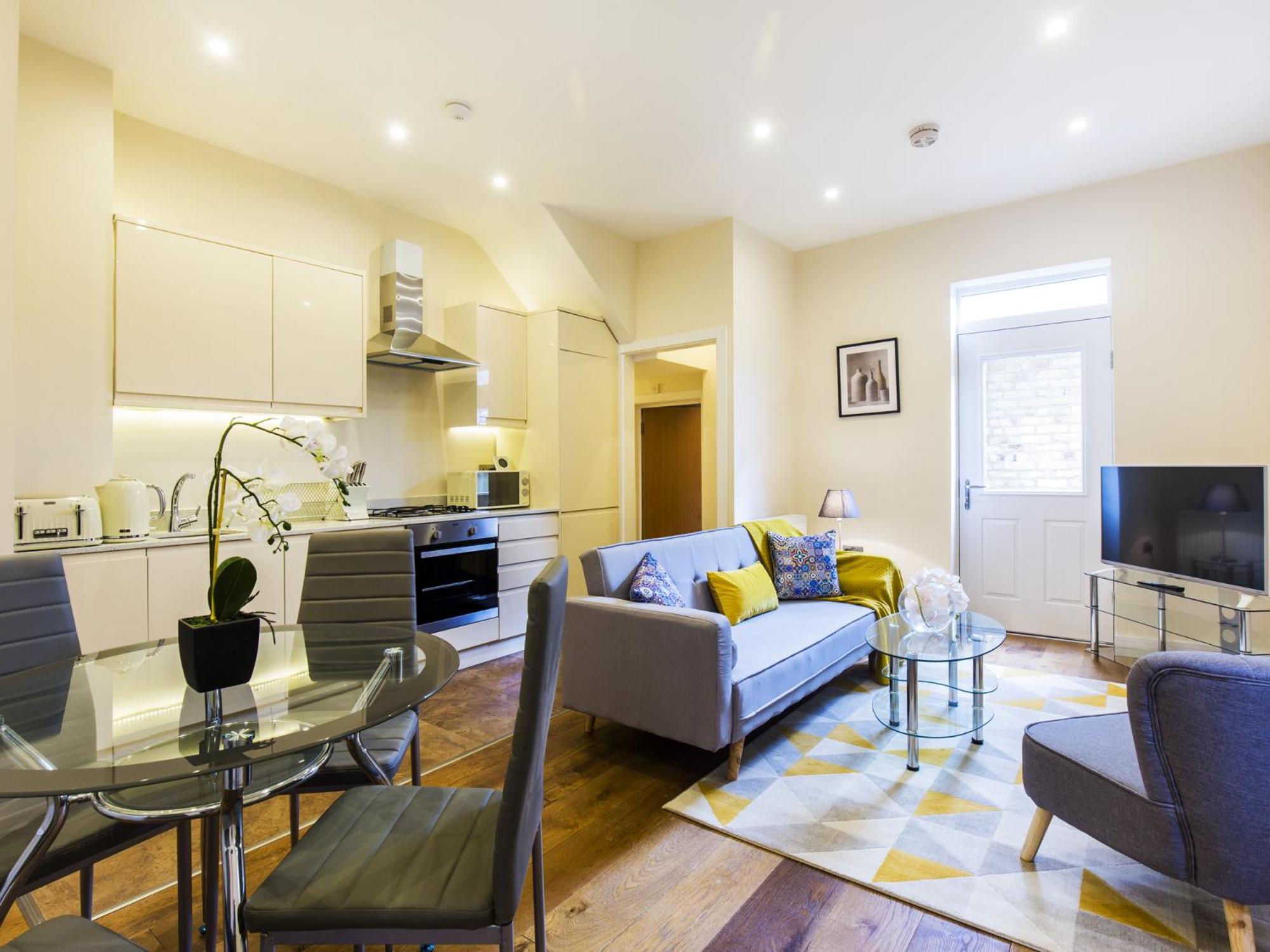 Ealing Queen Of The Suburbs One Bedroom Pass The Keys London