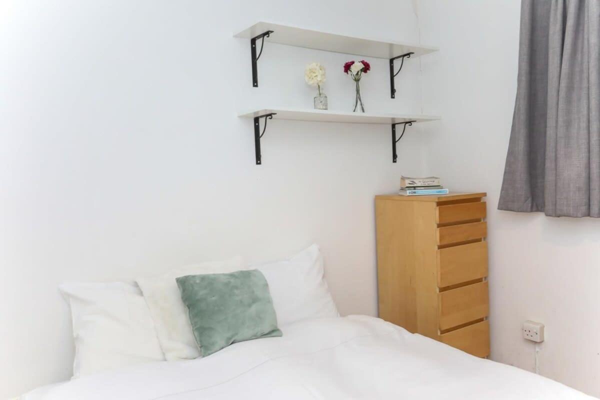 2 Bedroom In Waterloo Central Appartamento