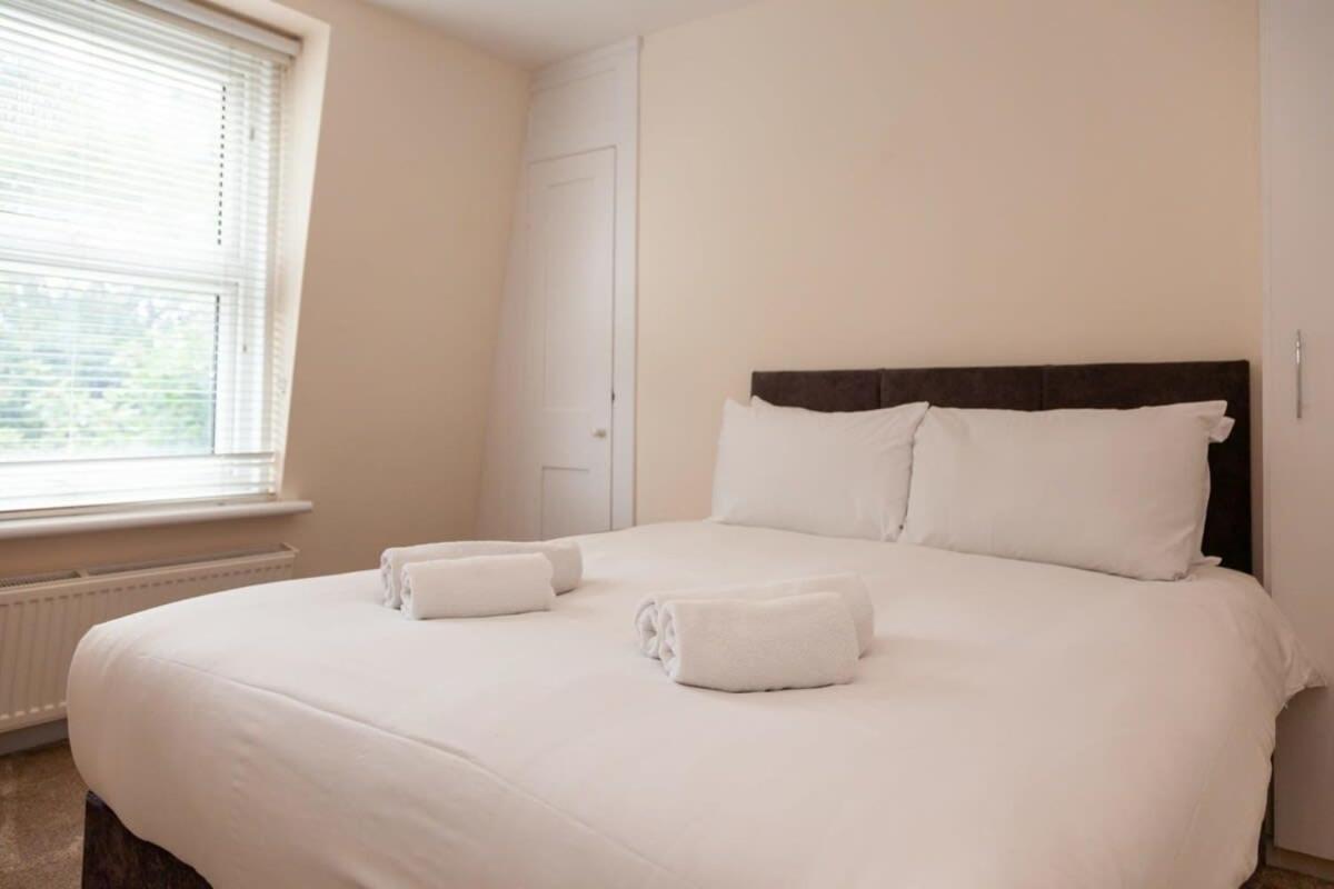 Spacious 2 Bedroom Maisonette In Stratford *