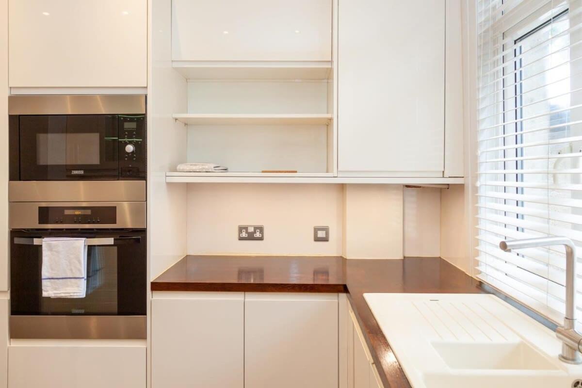 Leilighet Spacious 2 Bedroom Maisonette In Stratford London