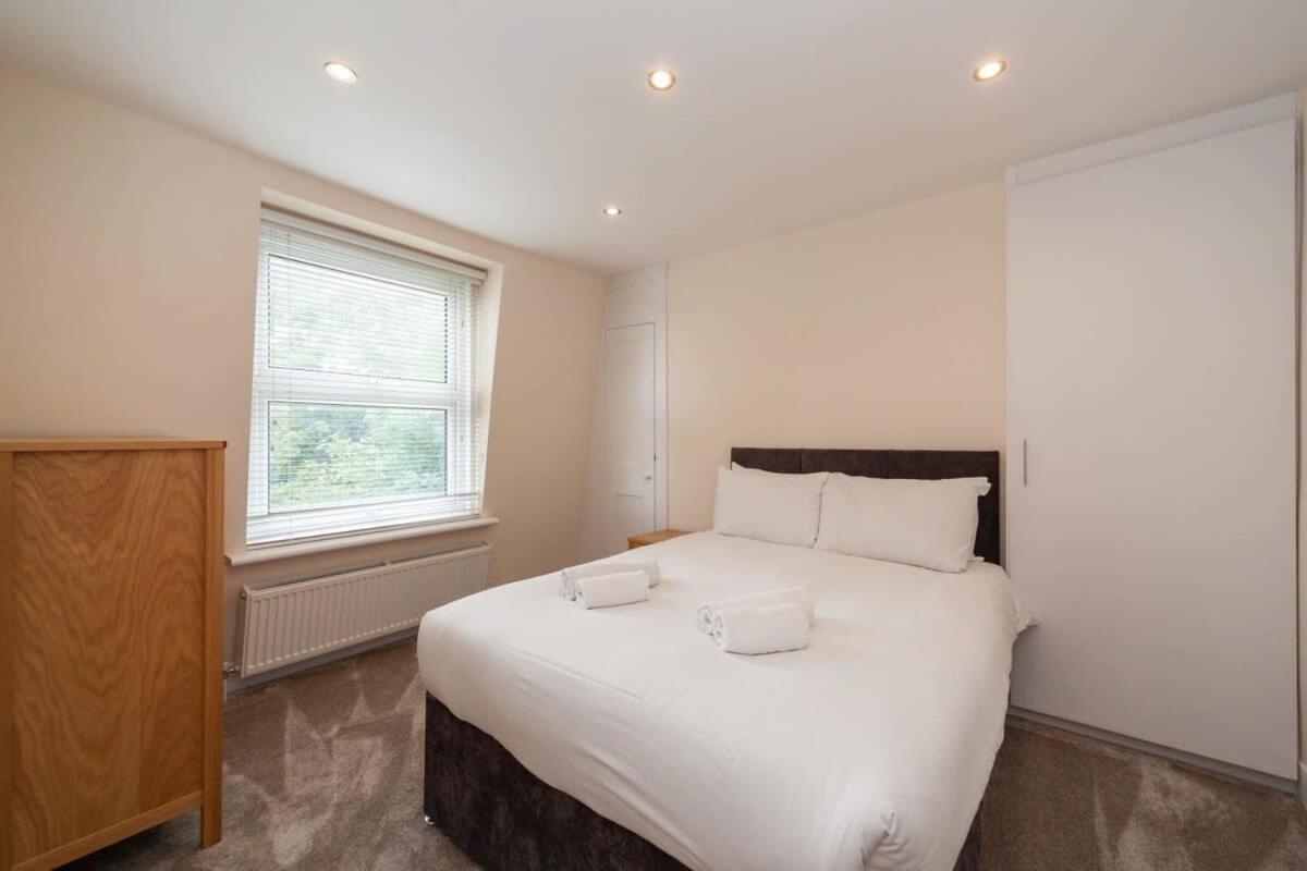 Leilighet Spacious 2 Bedroom Maisonette In Stratford
